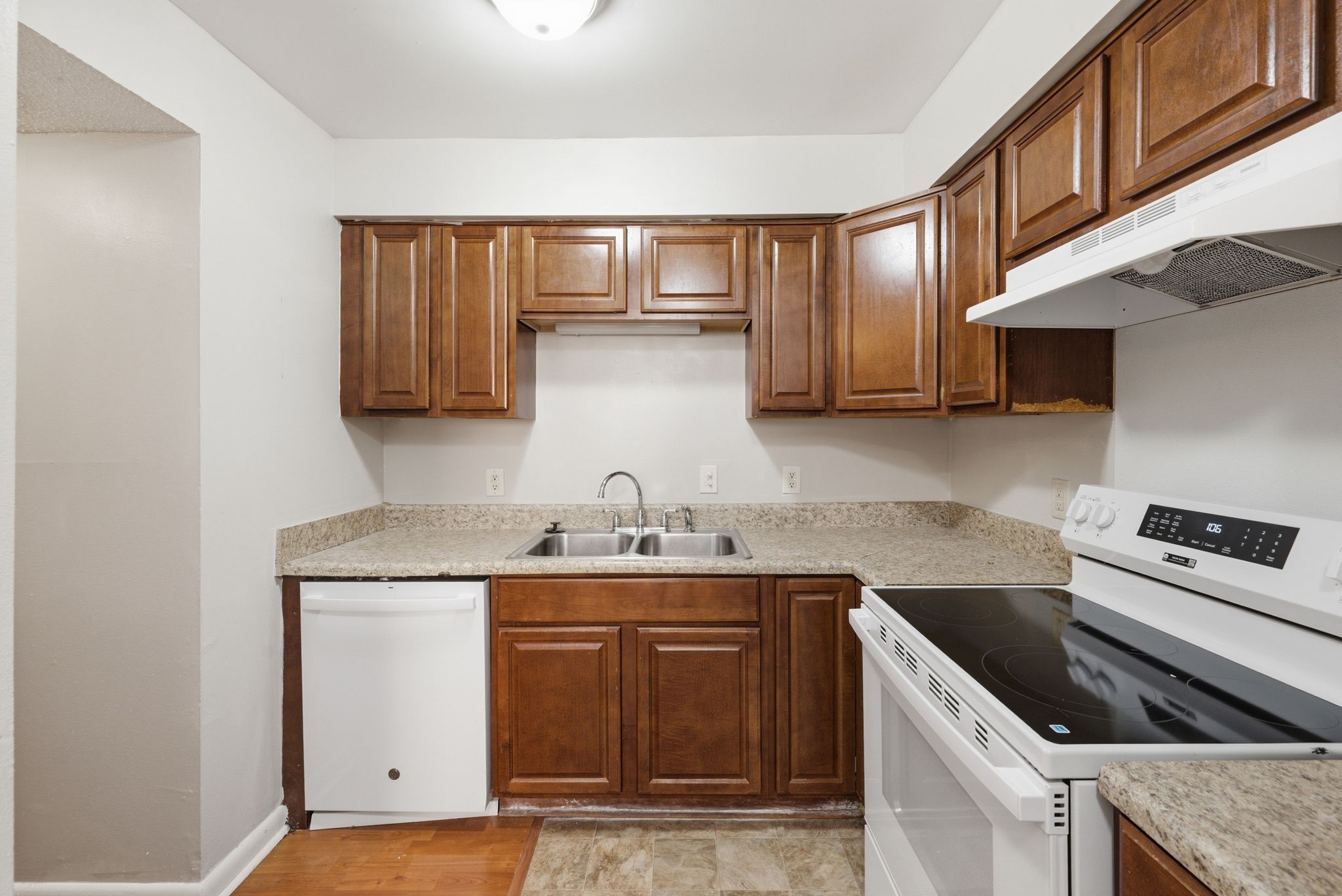 323 Forest Park Rd Property Photo 1