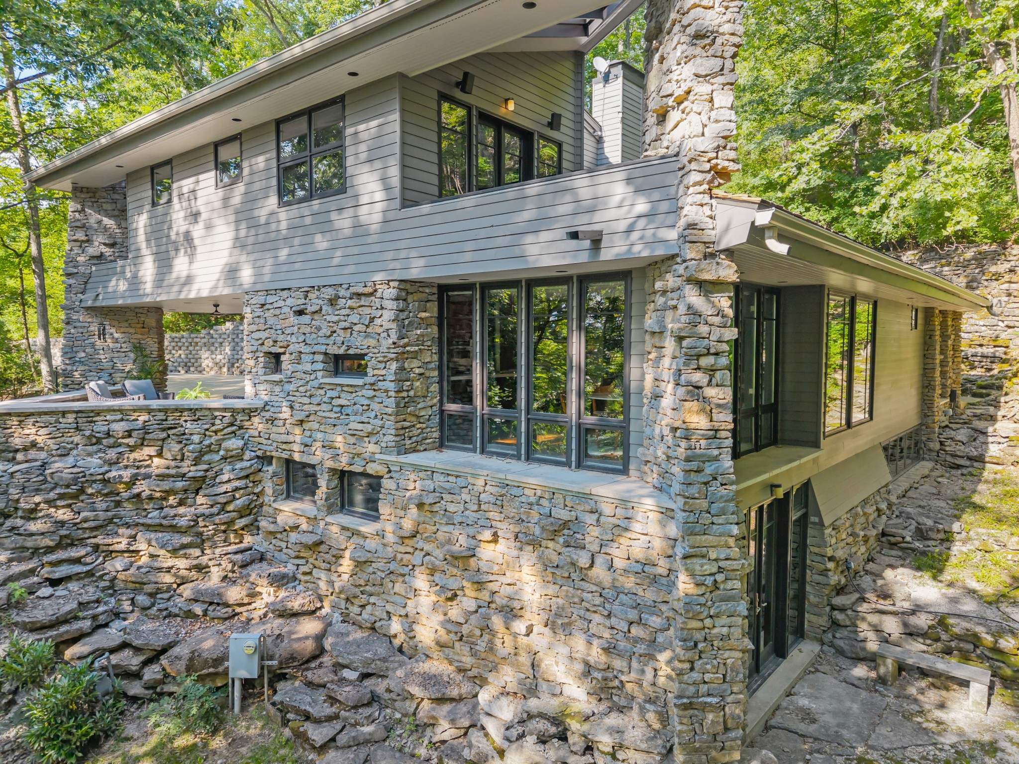 4 Glenn Abbey Property Photo 1