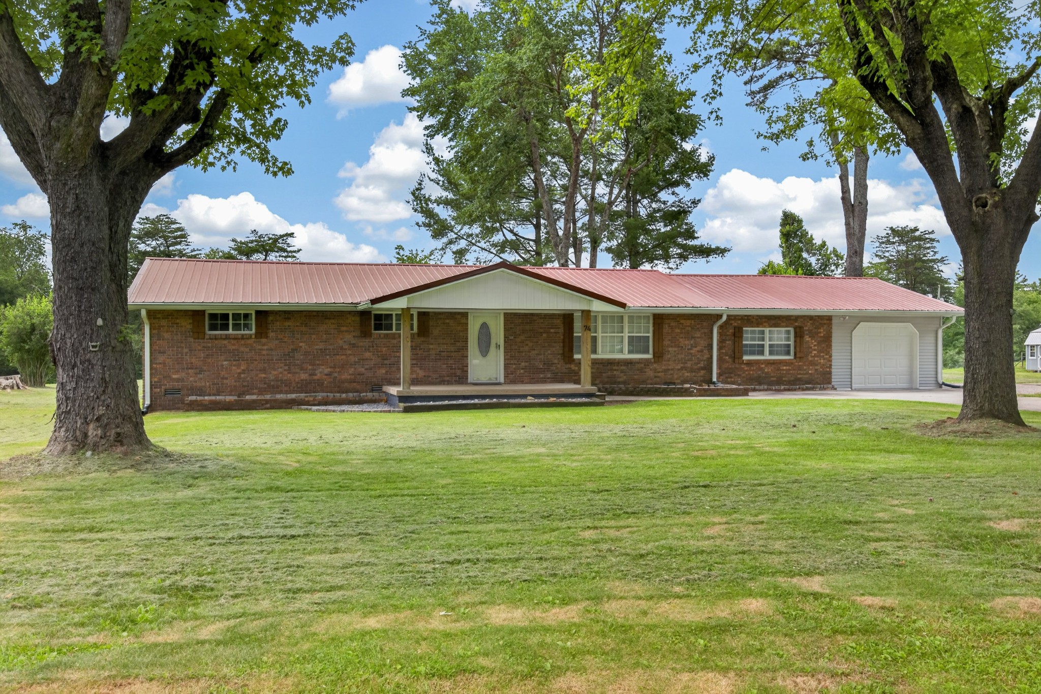 74 Farmer Rd Property Photo 1
