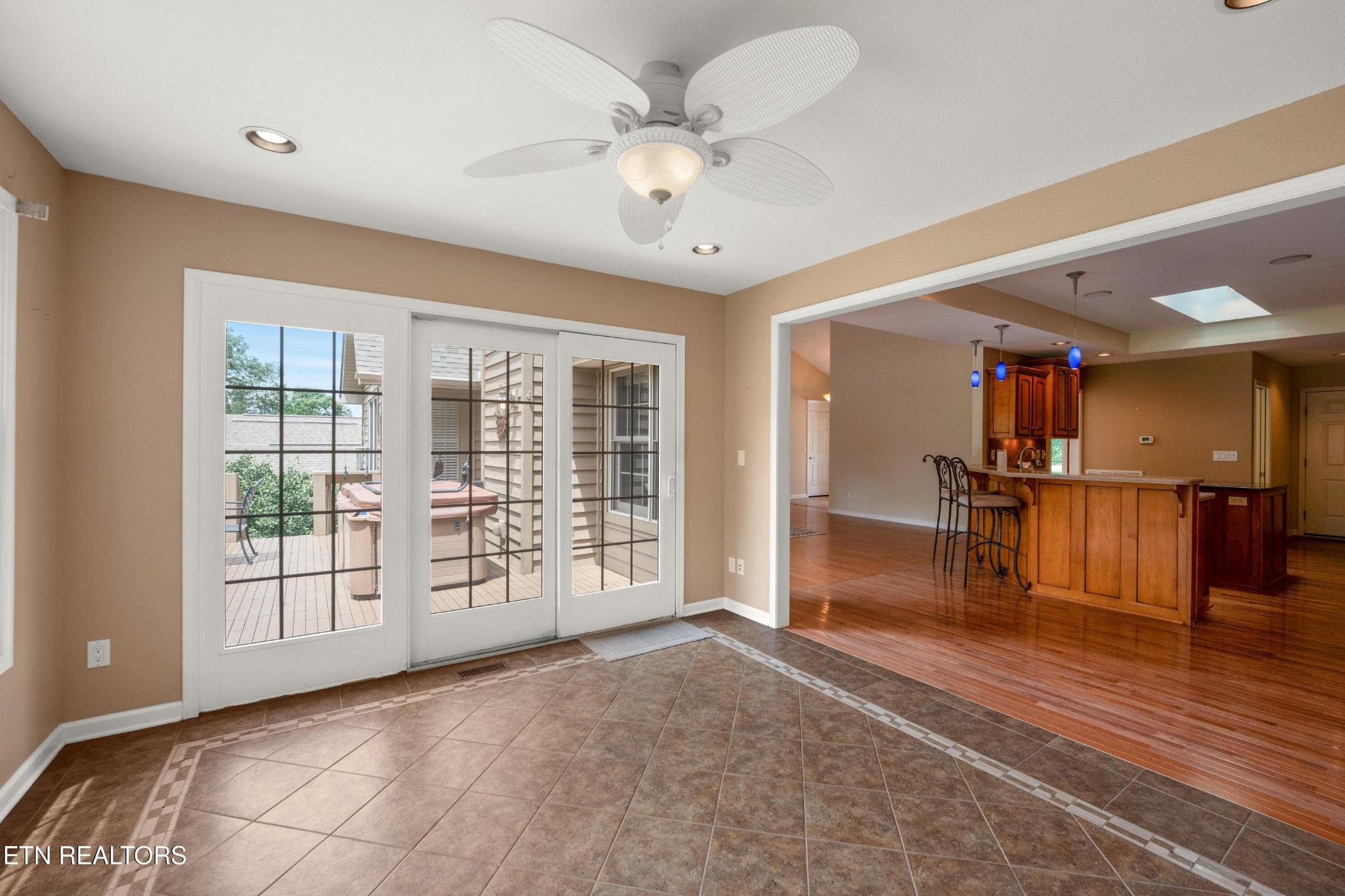 106 Mariners Drive Property Photo 14