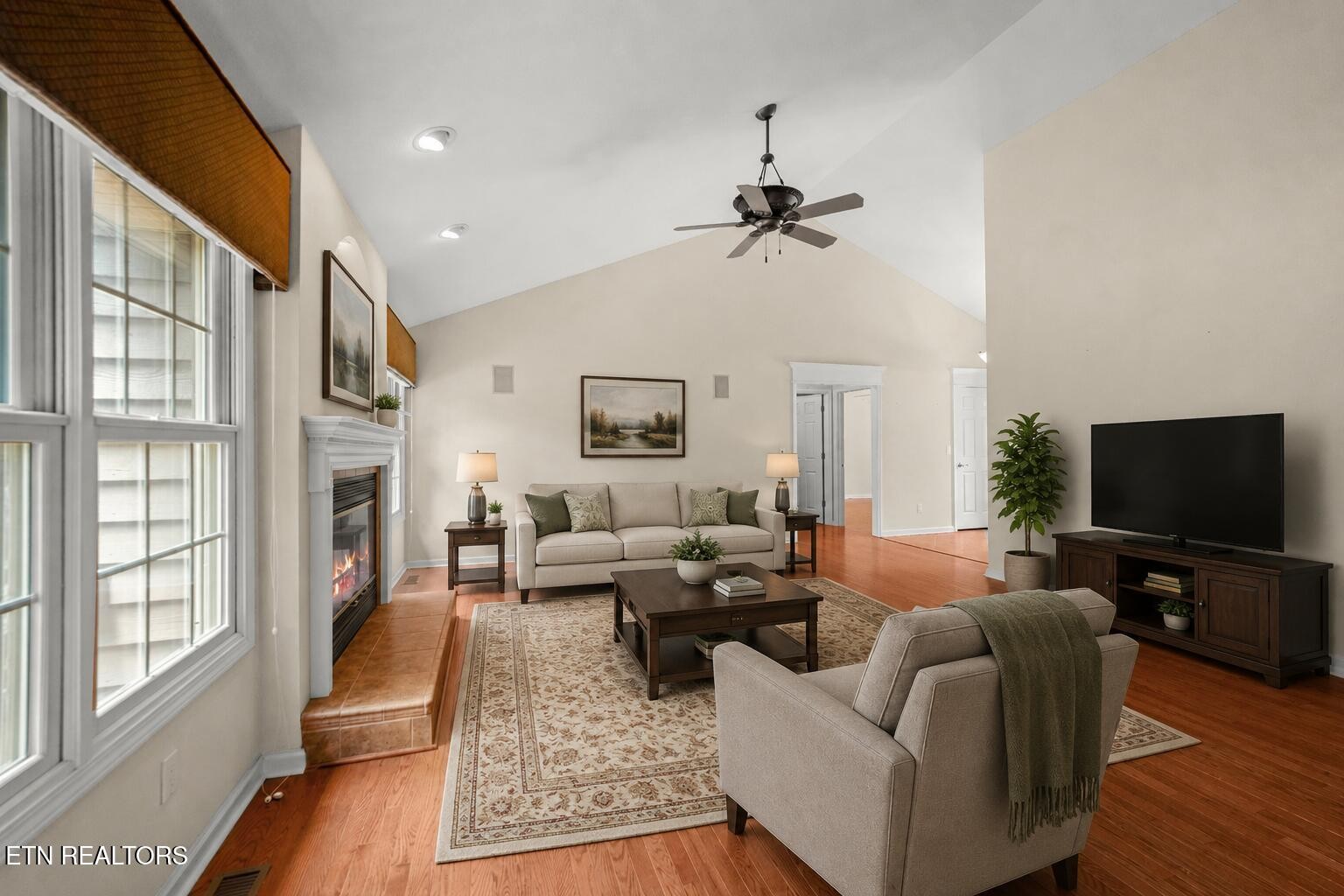 106 Mariners Drive Property Photo 26