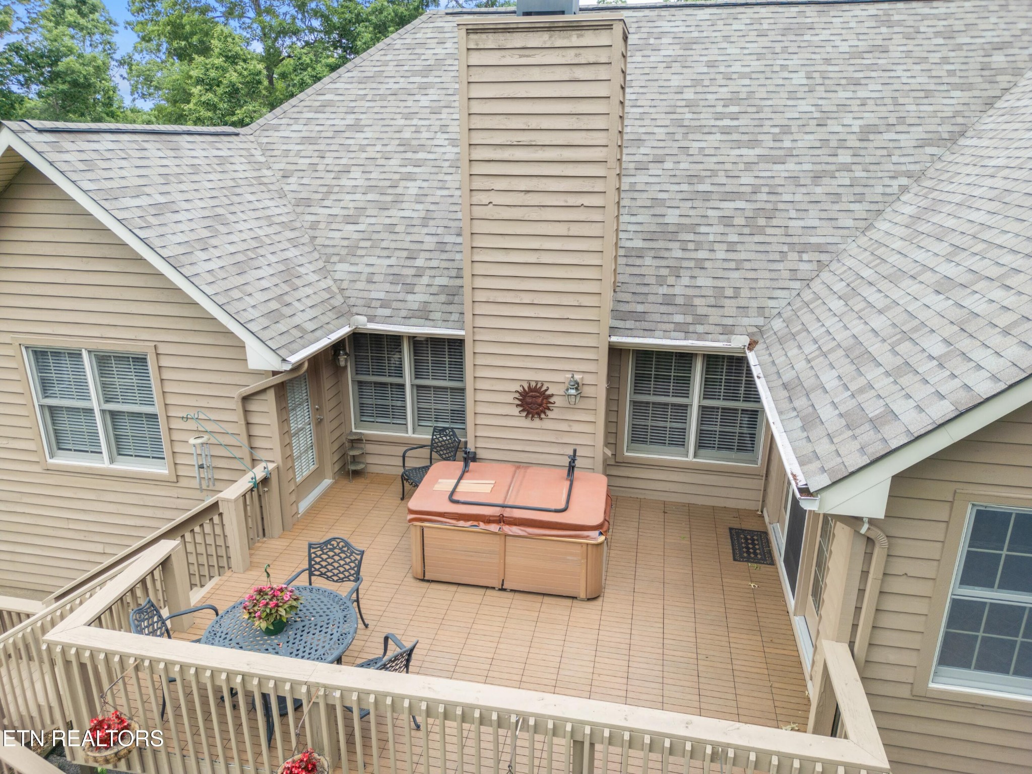 106 Mariners Drive Property Photo 38