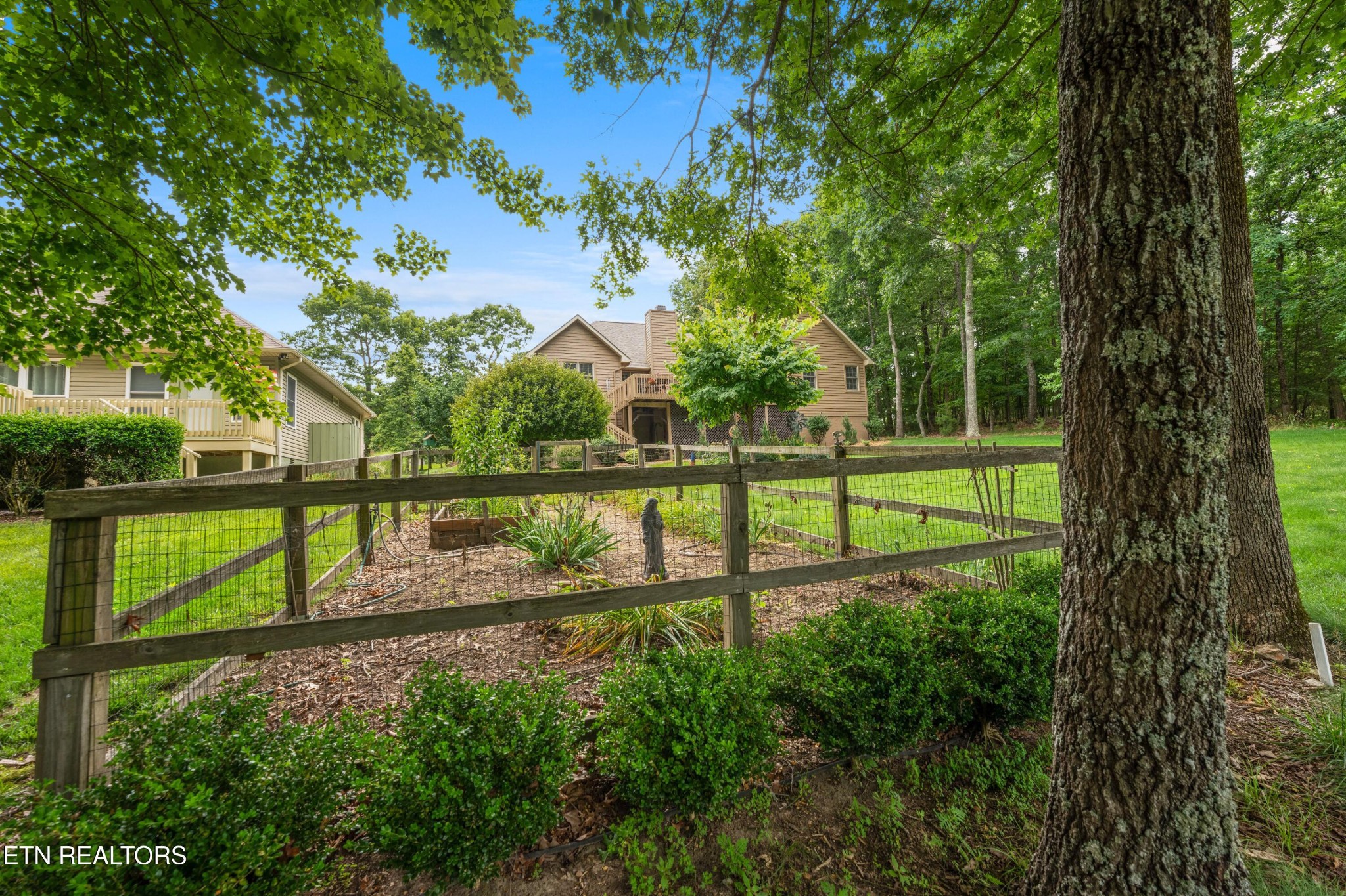 106 Mariners Drive Property Photo 44