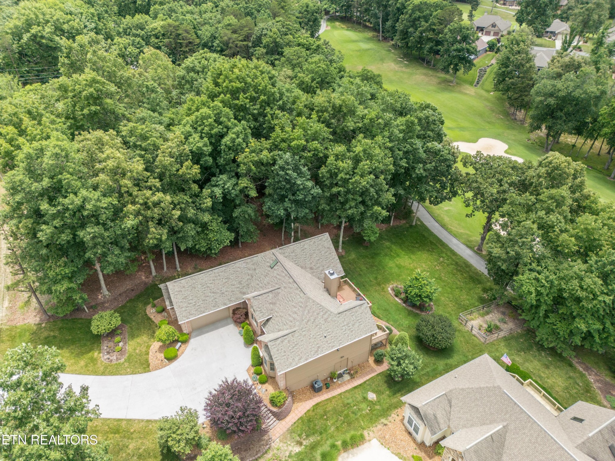 106 Mariners Drive Property Photo 48