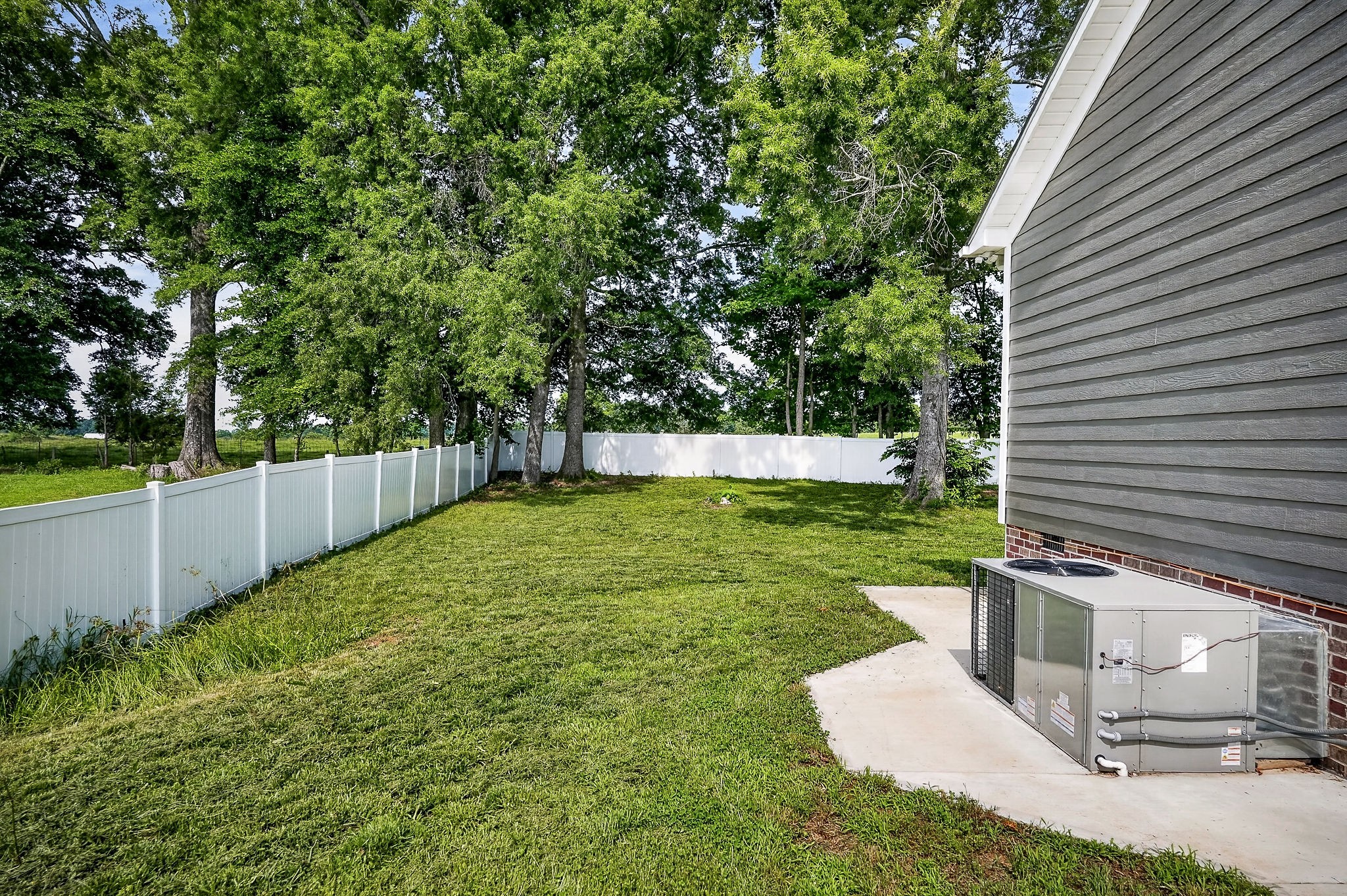 242 Grace Dr Property Photo 34
