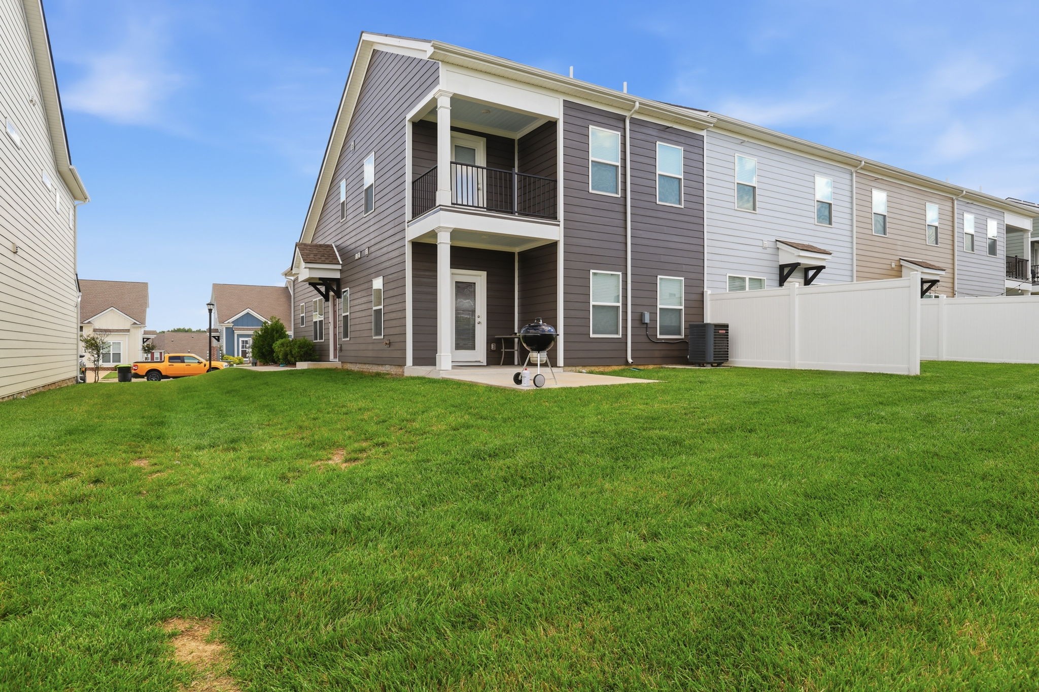 6617 Hanworth Trce Property Photo 25
