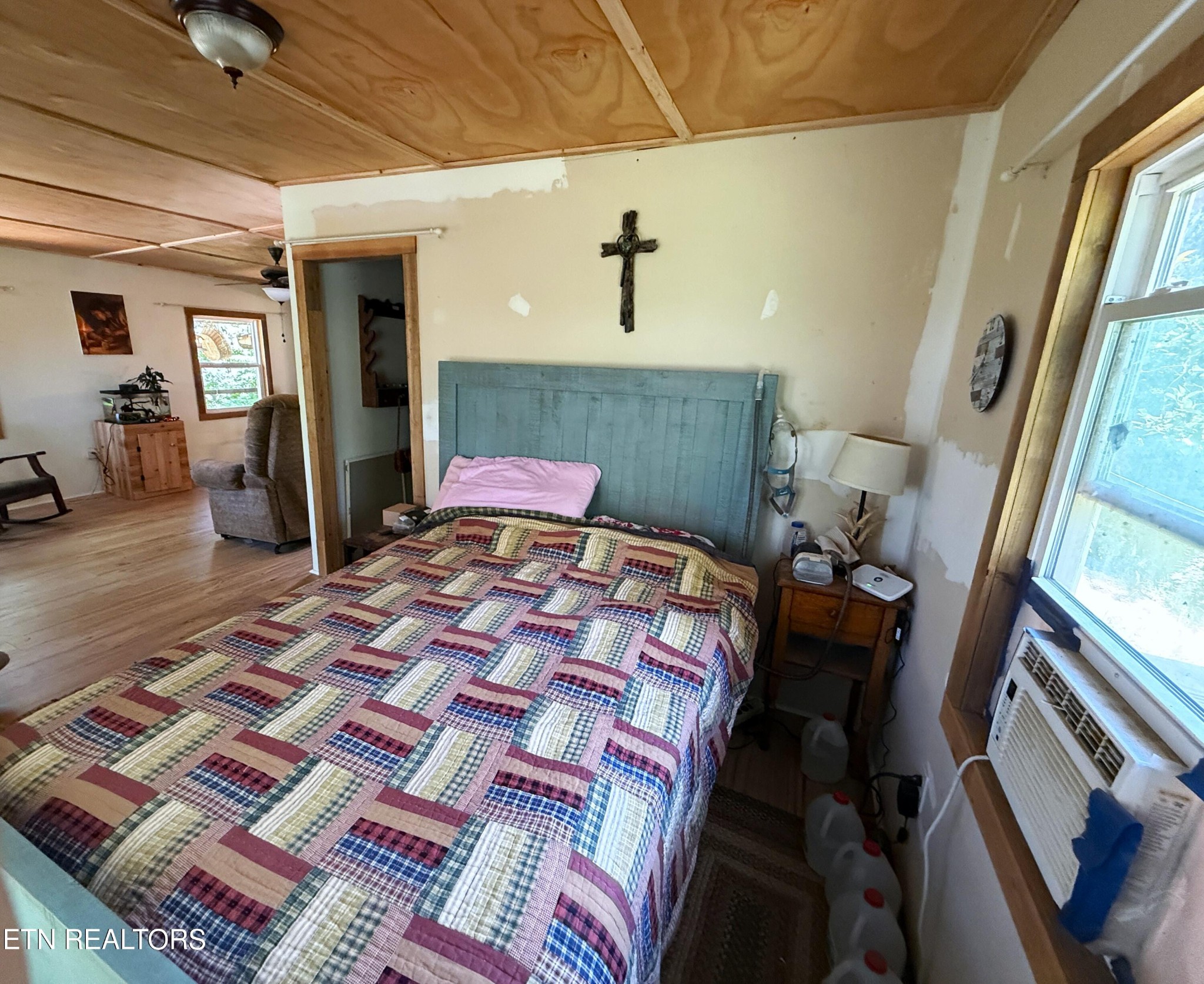 1040 Sturmhaben Way Property Photo 18