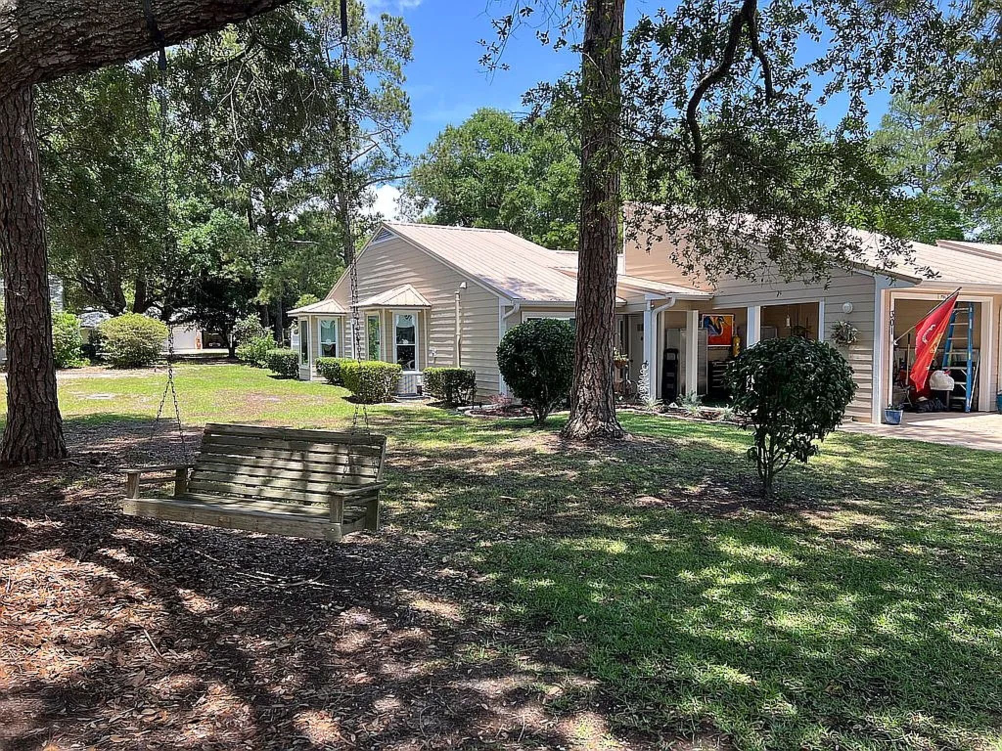 1229 Hummingbird Ln