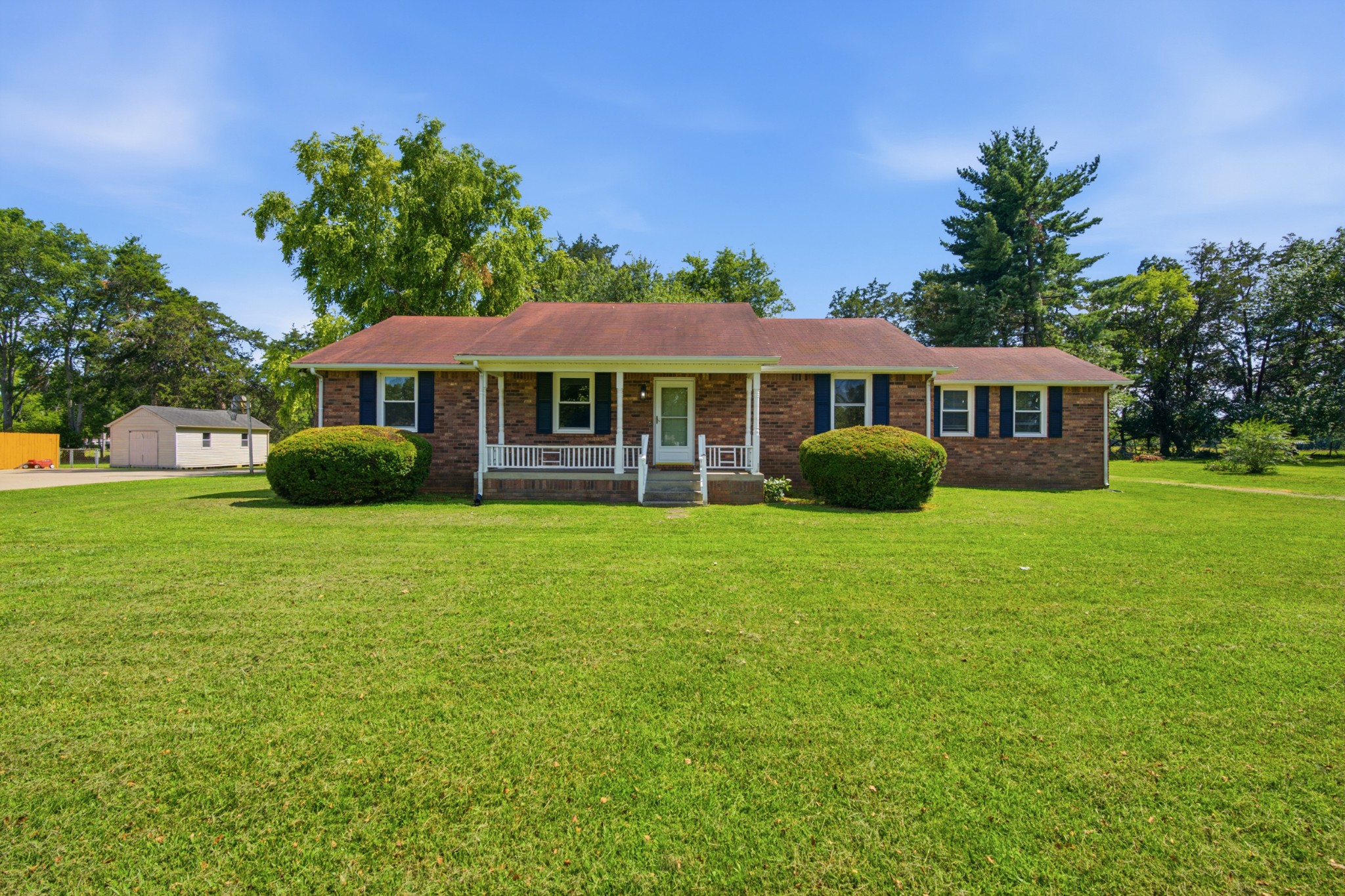 207 Fairmont Dr