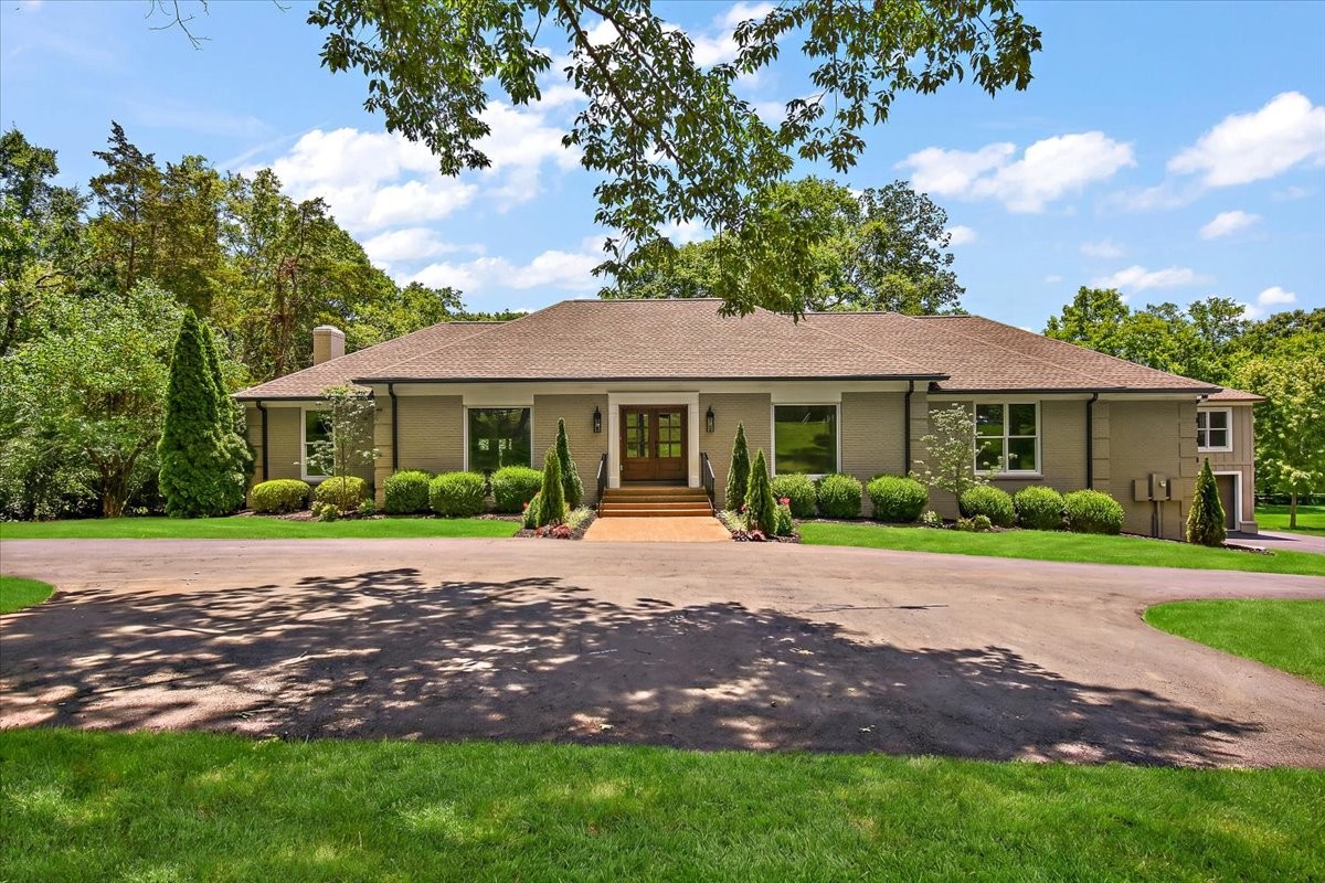 1409 Sneed Rd, W