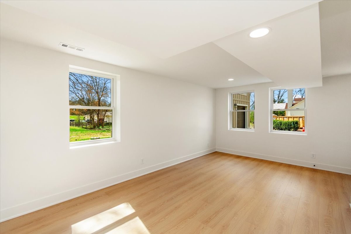 1409 Sneed Rd, W Property Photo 57