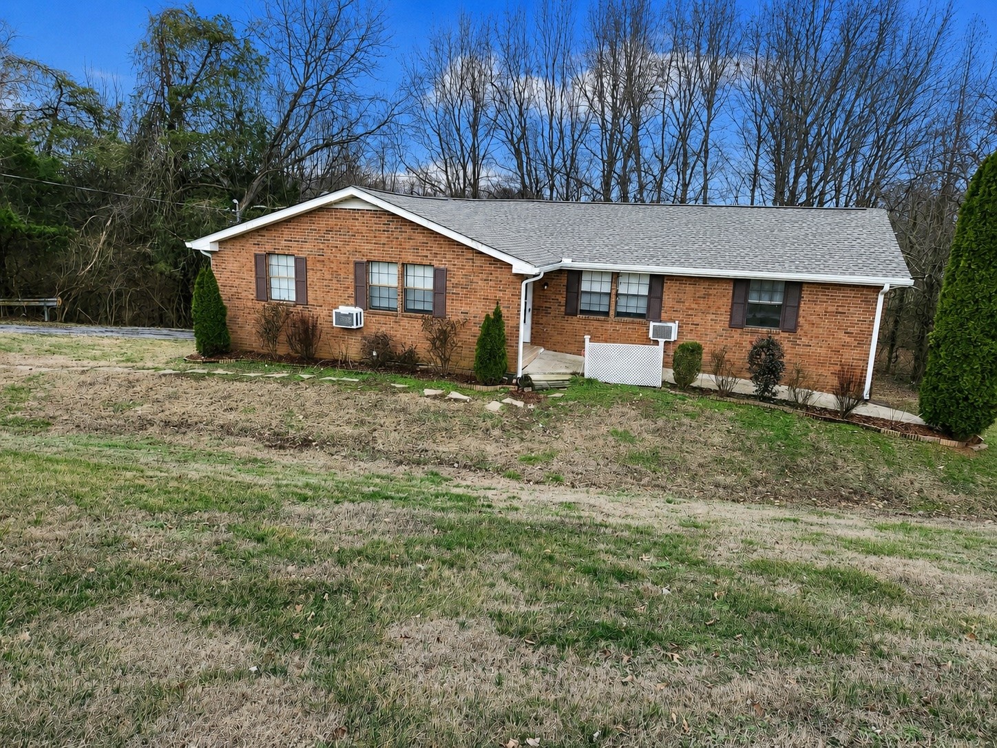 698 Frankfort Dr Property Photo 1