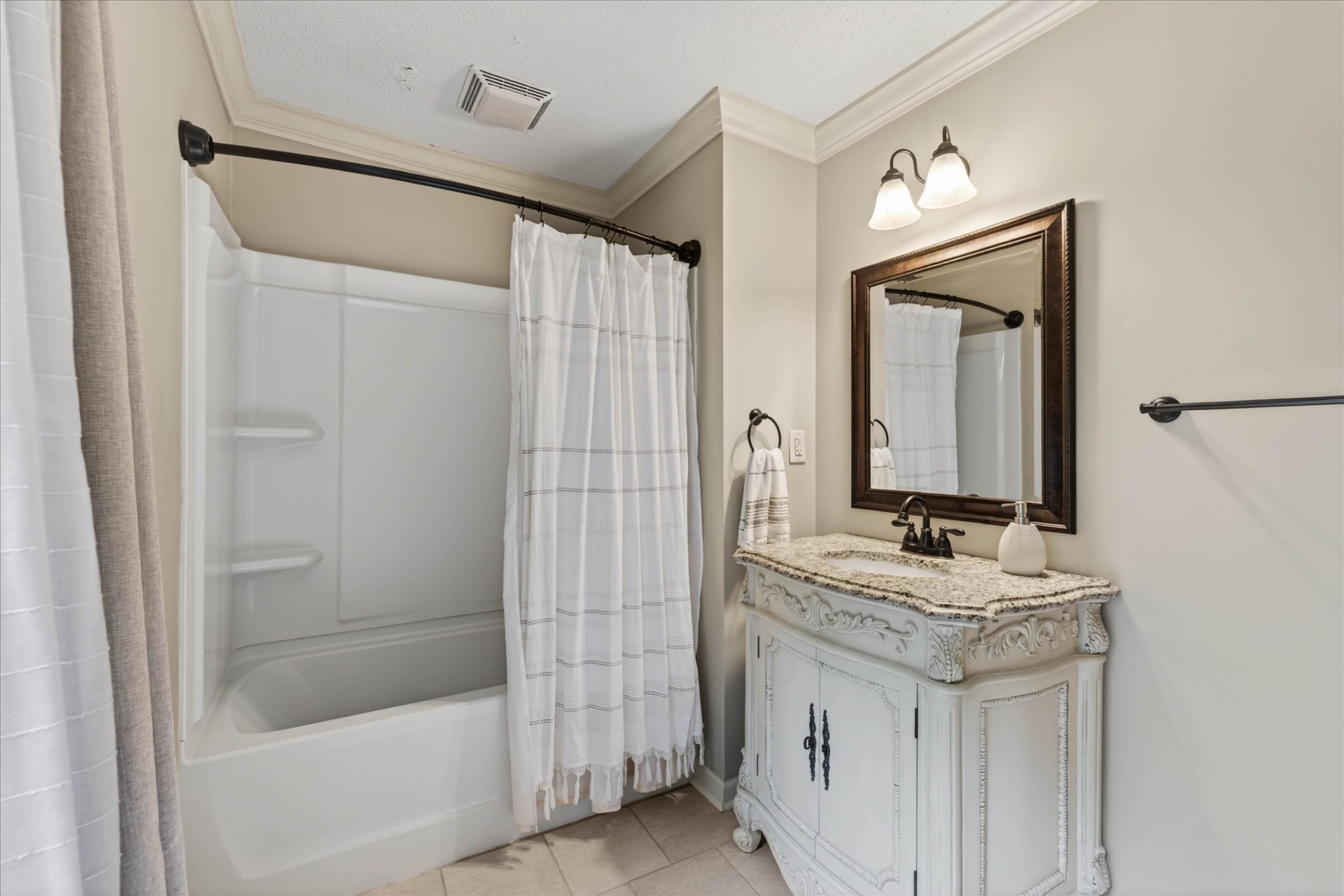 1610 Deerfield Dr Property Photo 32