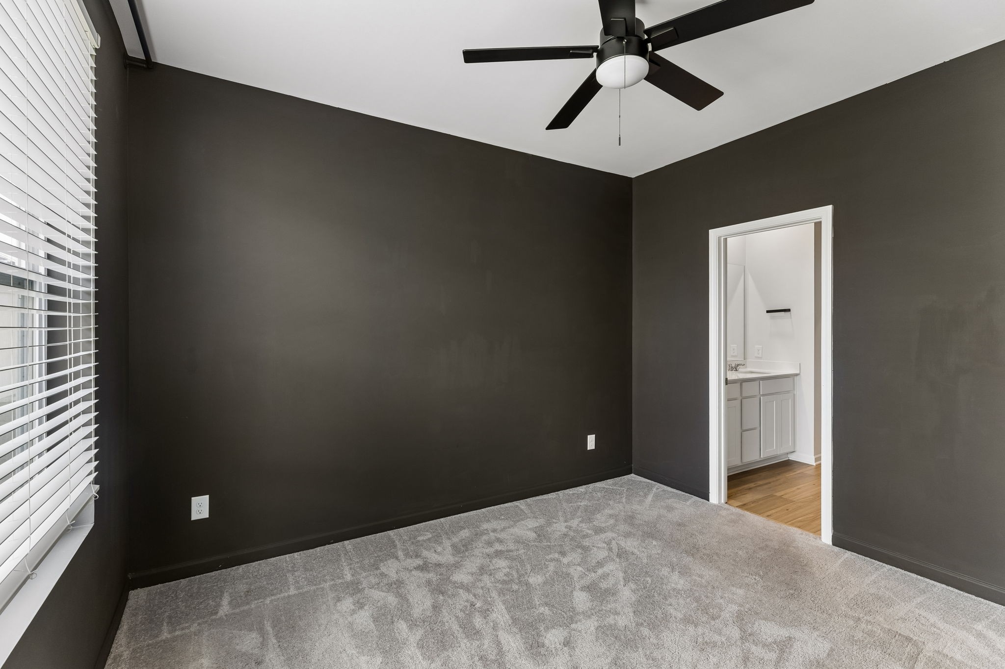 566 Trinity Way Property Photo 15