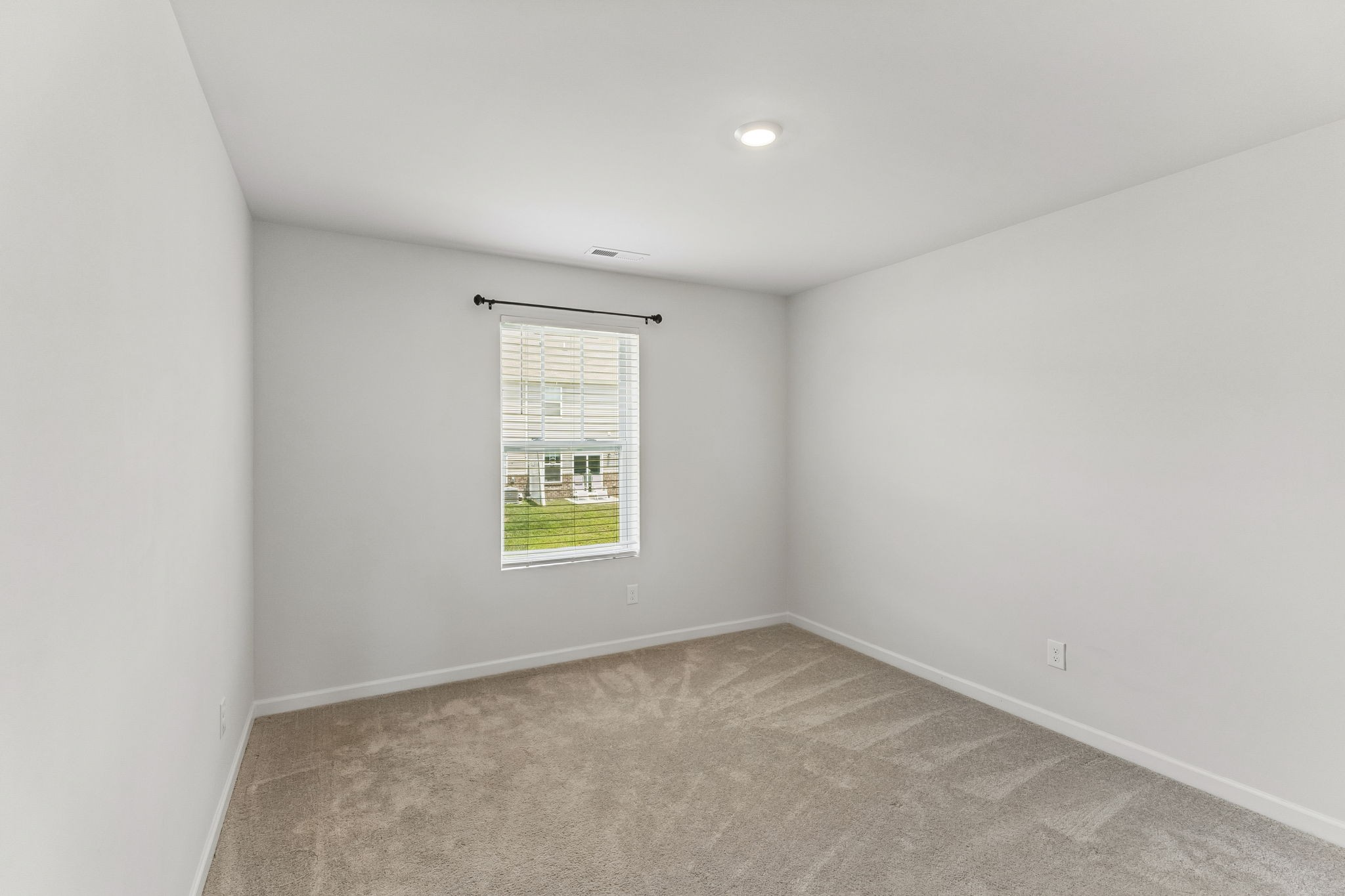 566 Trinity Way Property Photo 30