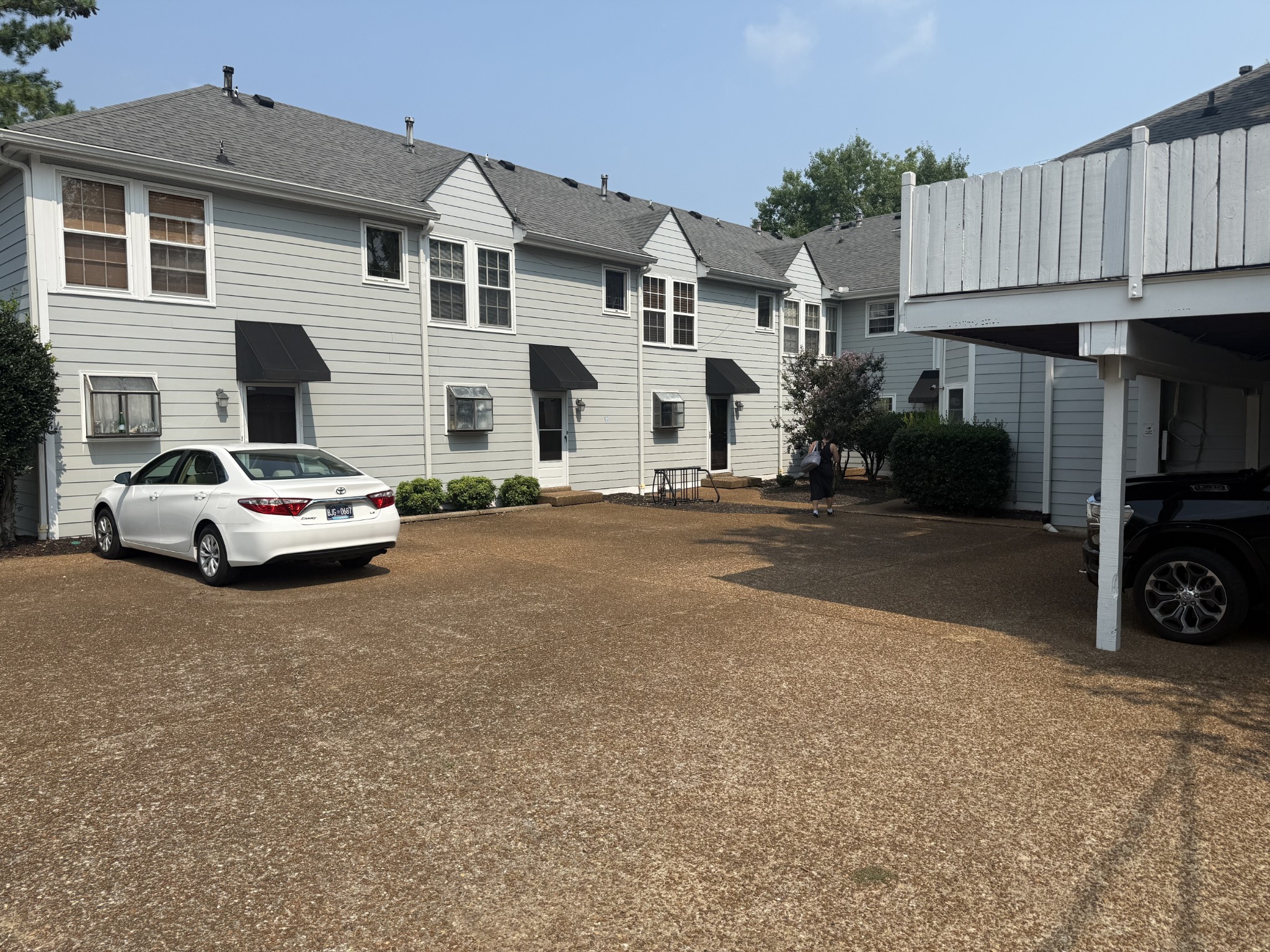 2135 Acklen Ave Property Photo 2