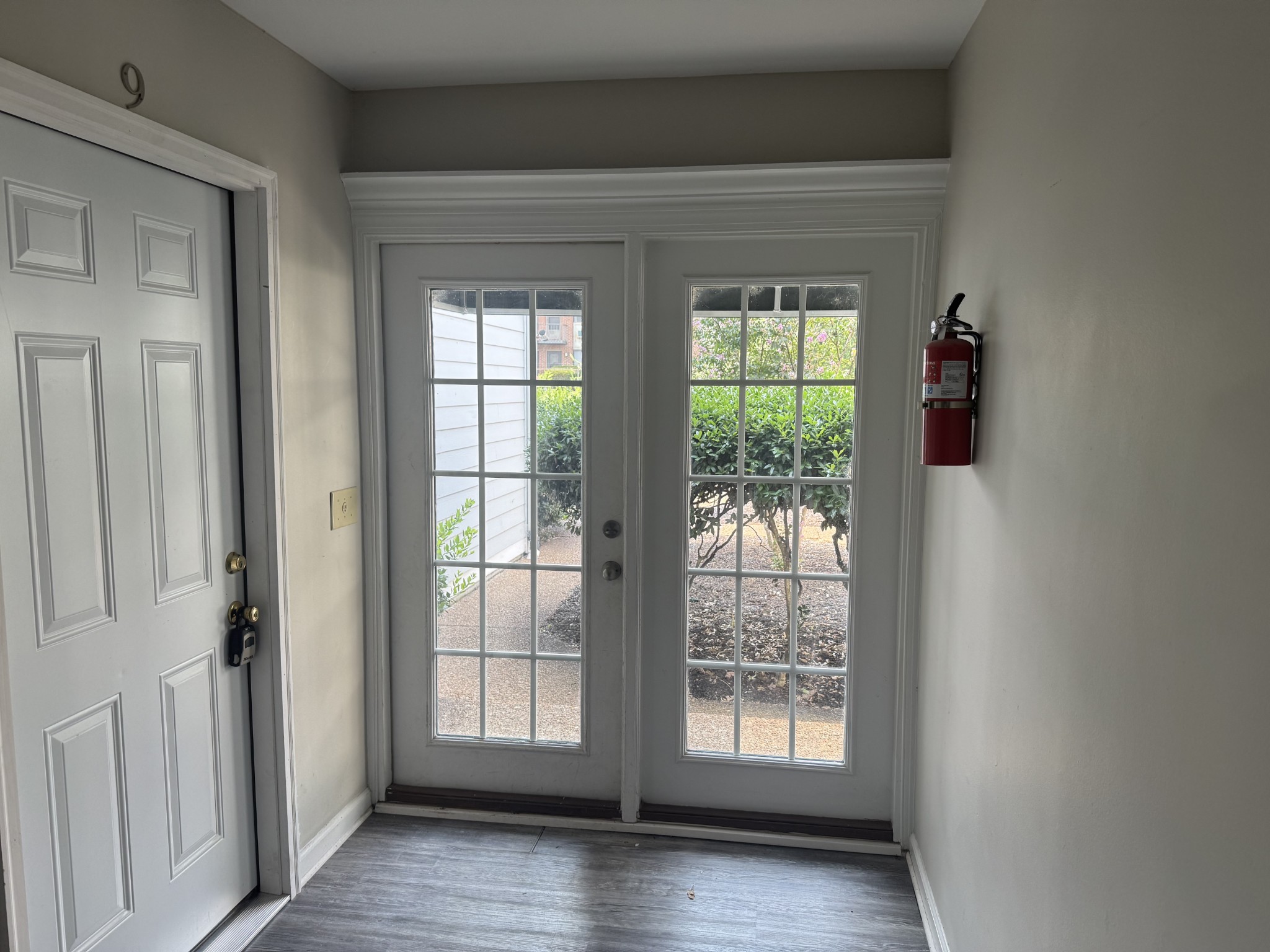 2135 Acklen Ave Property Photo 4
