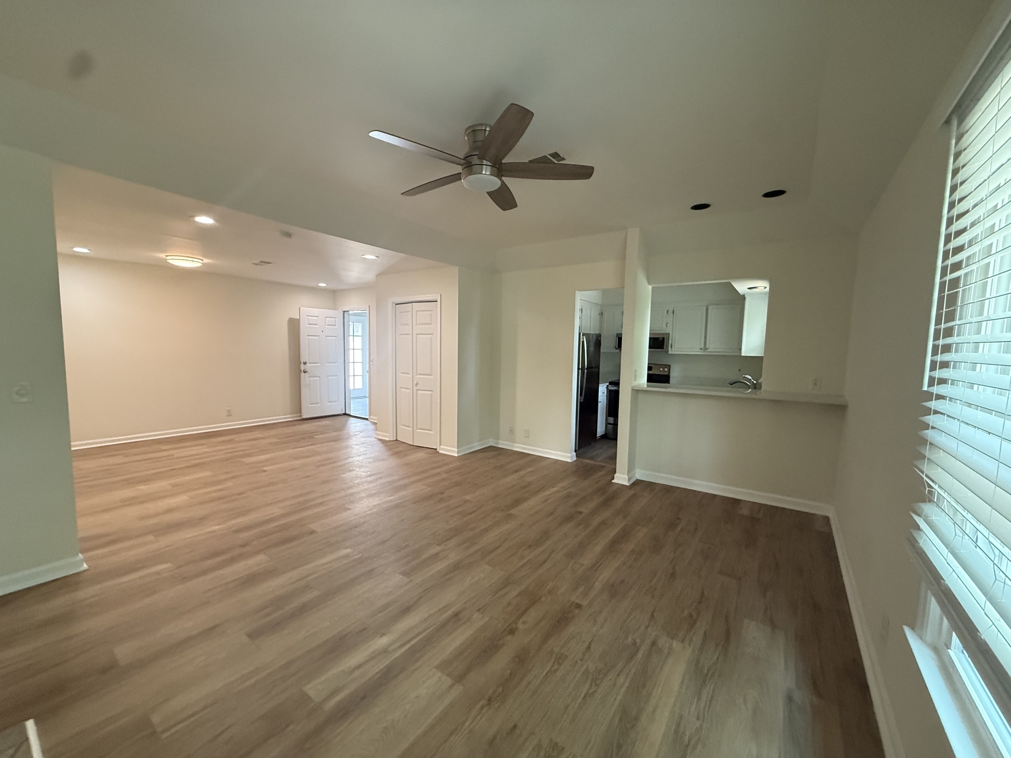 2135 Acklen Ave Property Photo 9
