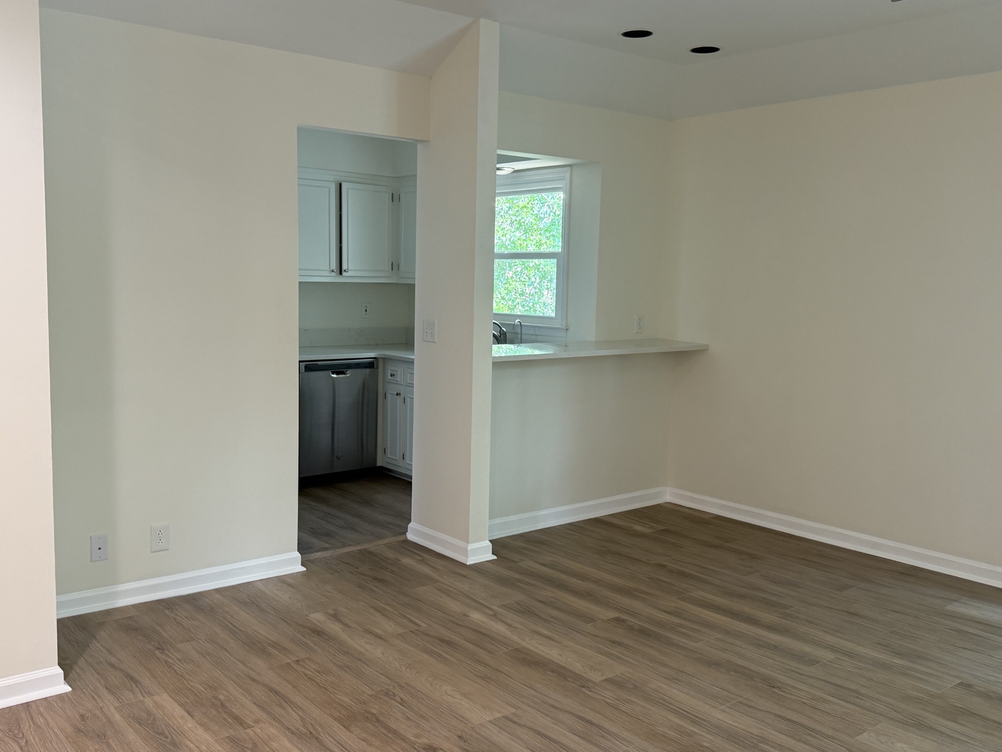 2135 Acklen Ave Property Photo 10