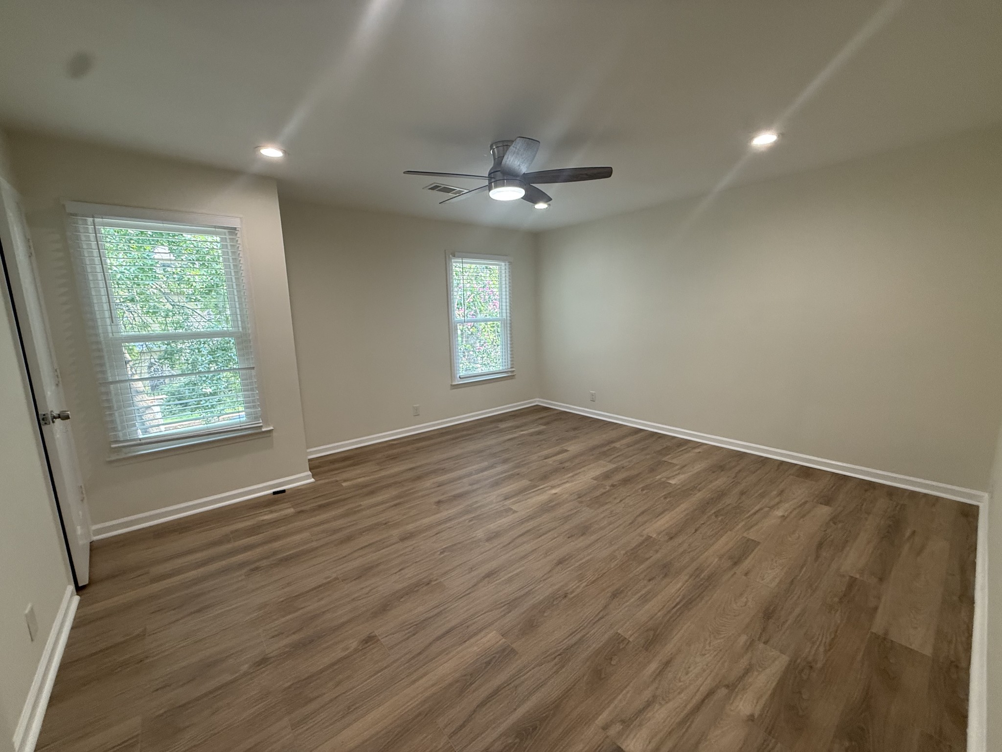 2135 Acklen Ave Property Photo 14