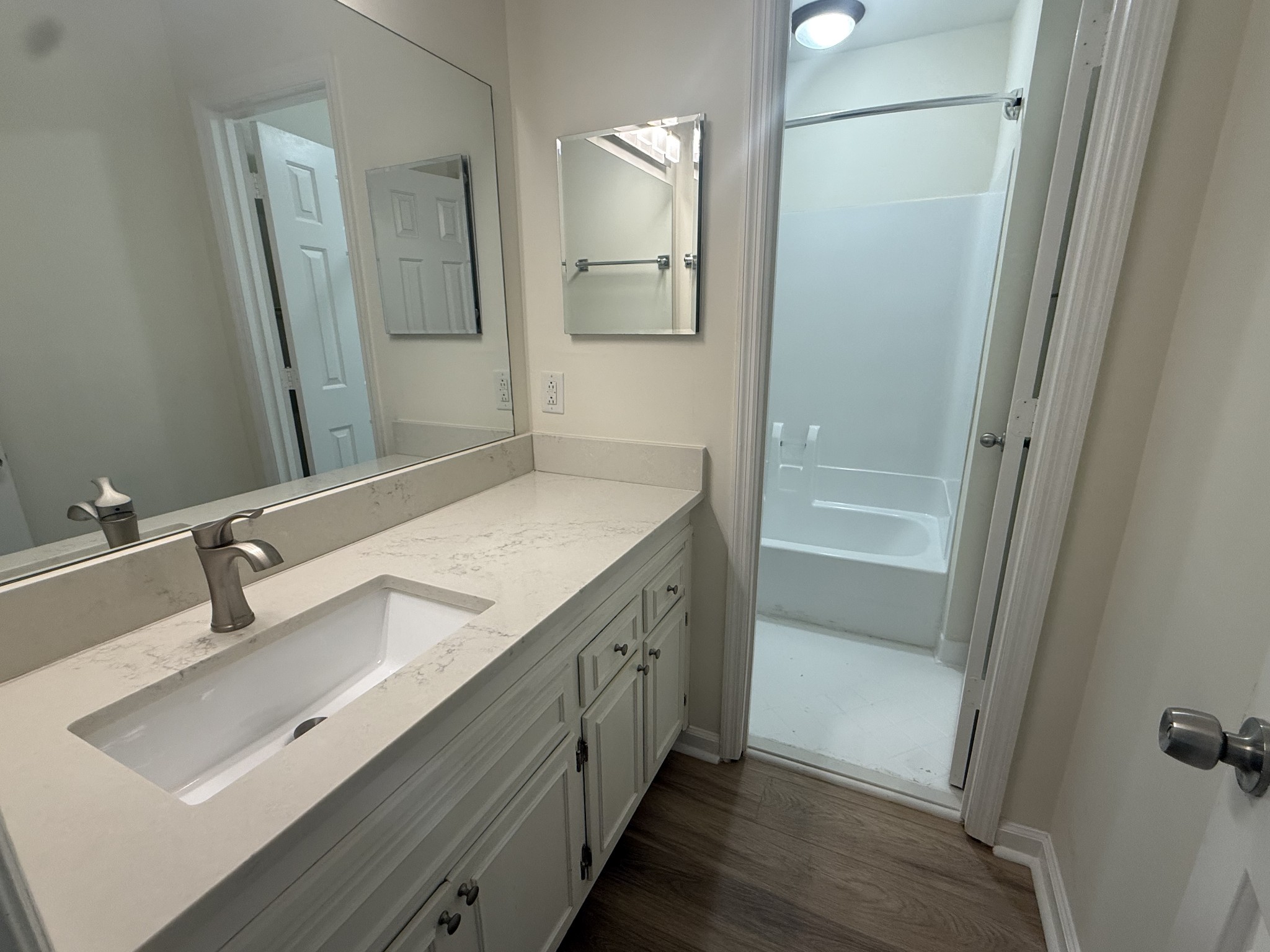 2135 Acklen Ave Property Photo 20