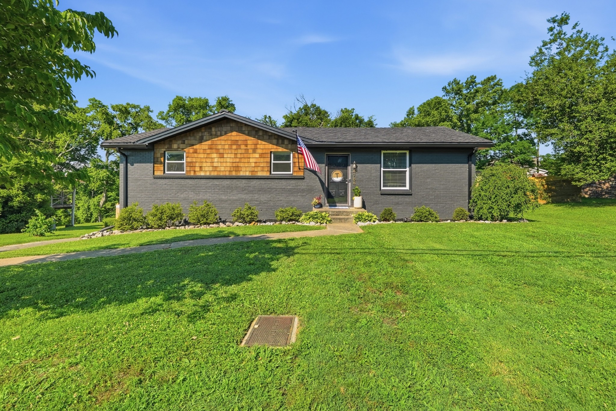 4784 Cascade Dr Property Photo 1