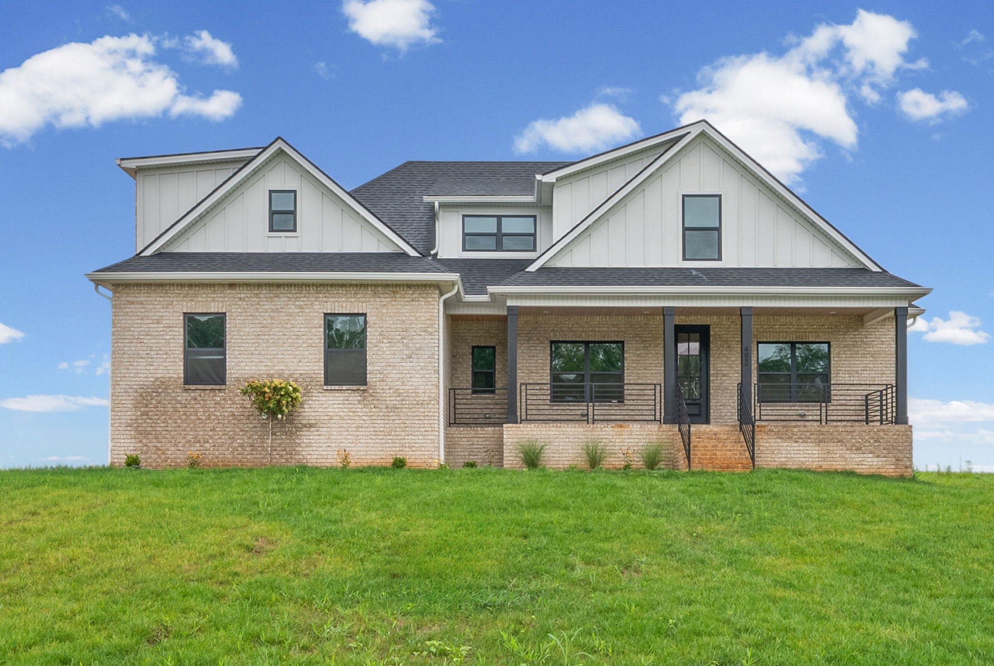 4923 Royal View Way Property Photo 1
