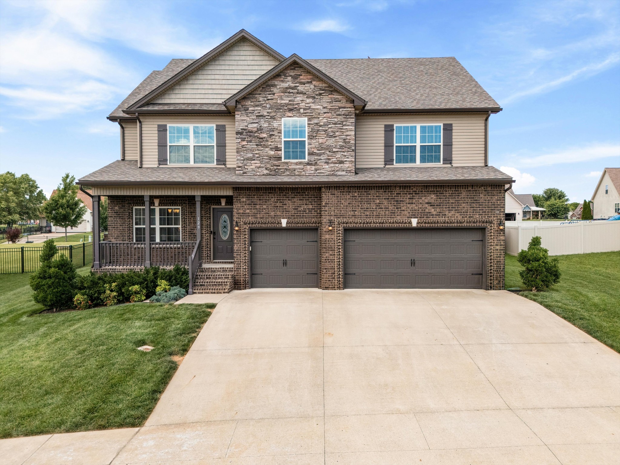 129 Chisum Ct Property Photo 1