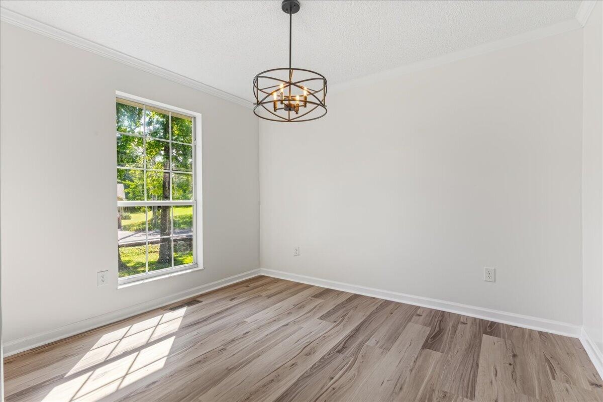 2613 Kenwood Drive Property Photo 22