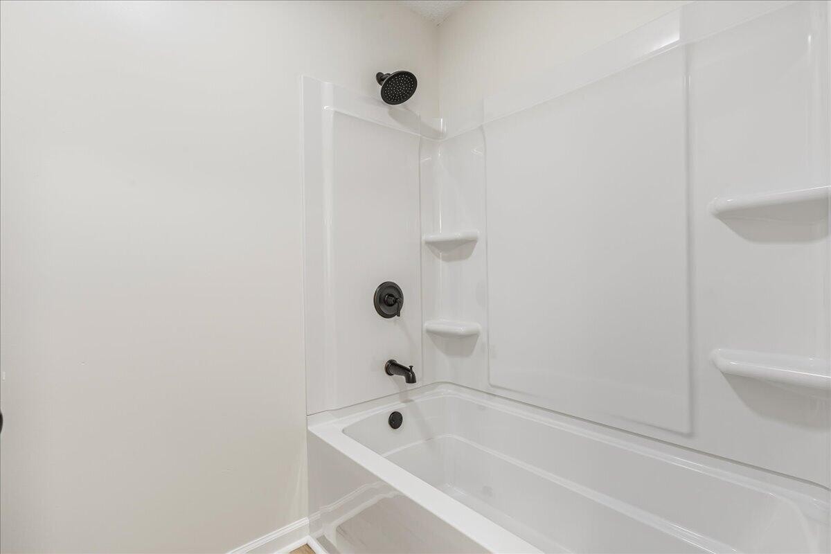 2613 Kenwood Drive Property Photo 32