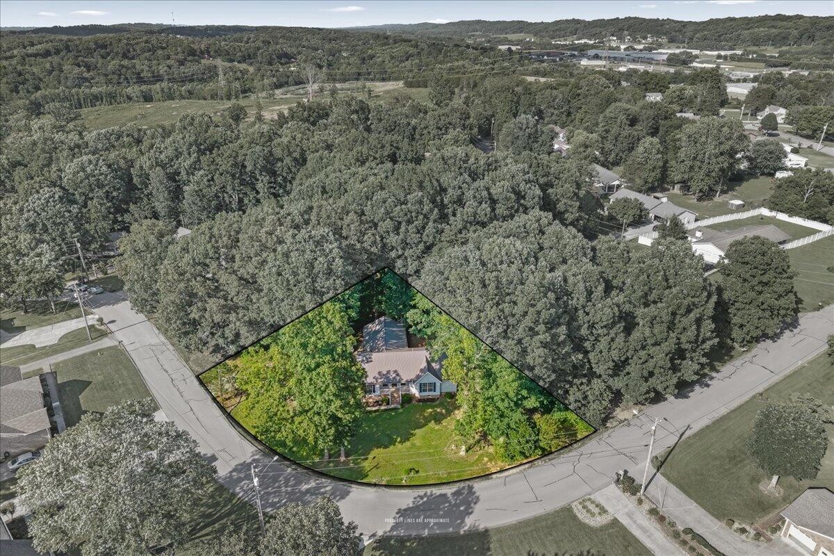 2613 Kenwood Drive Property Photo 40