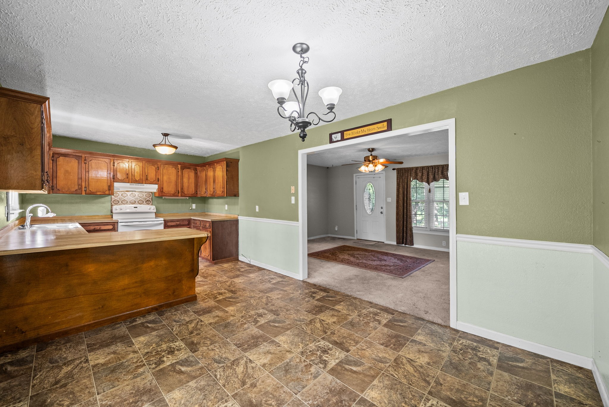 103 Hazelnut Ave Property Photo 11