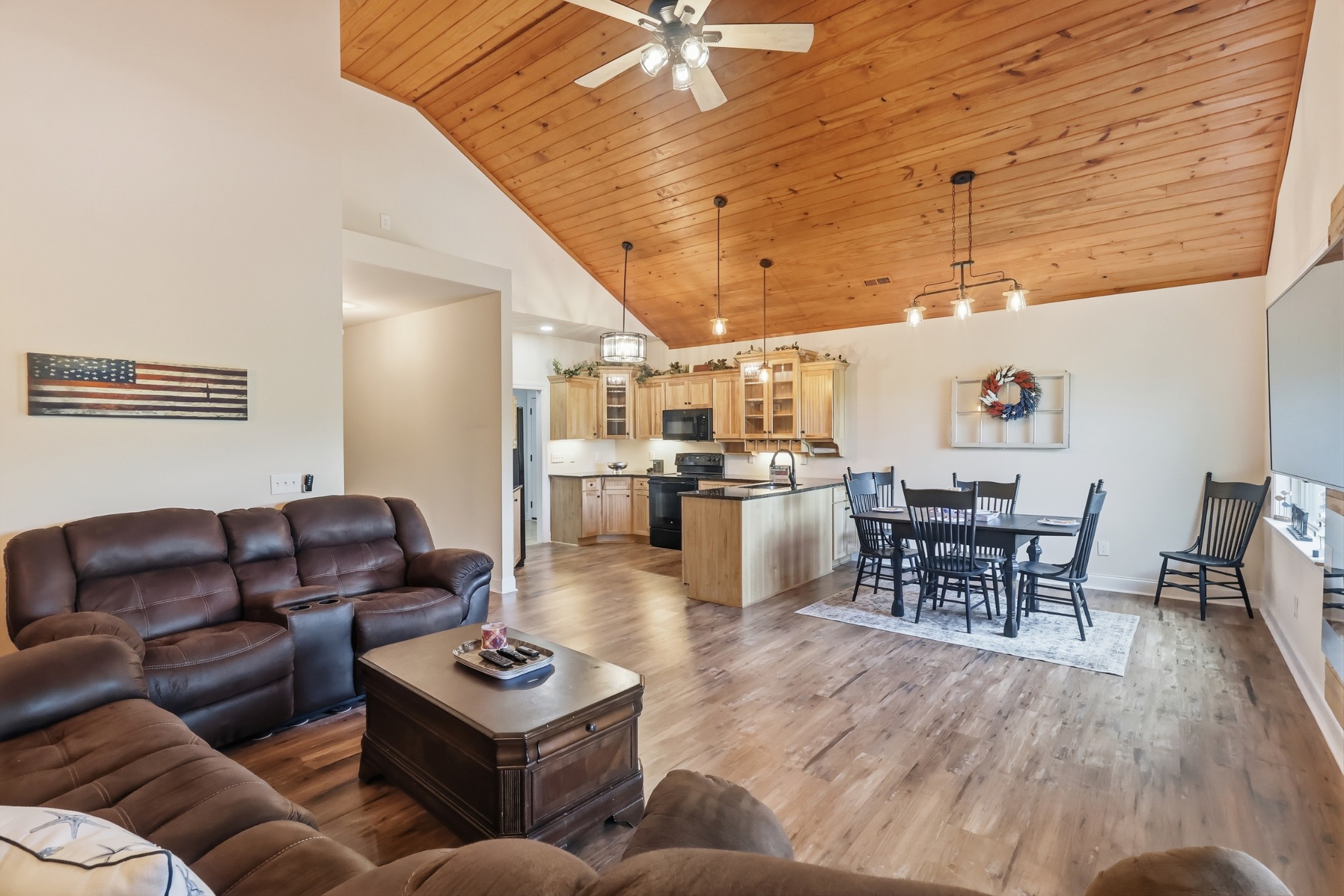 540 Clear Creek Cir Property Photo 10
