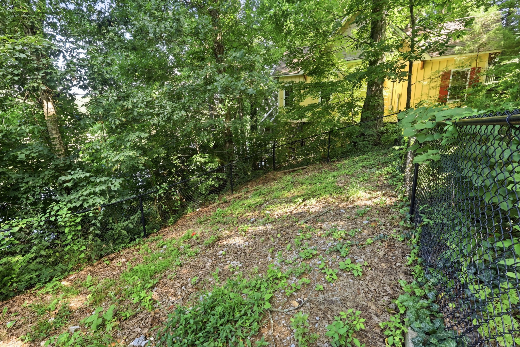 540 Clear Creek Cir Property Photo 28
