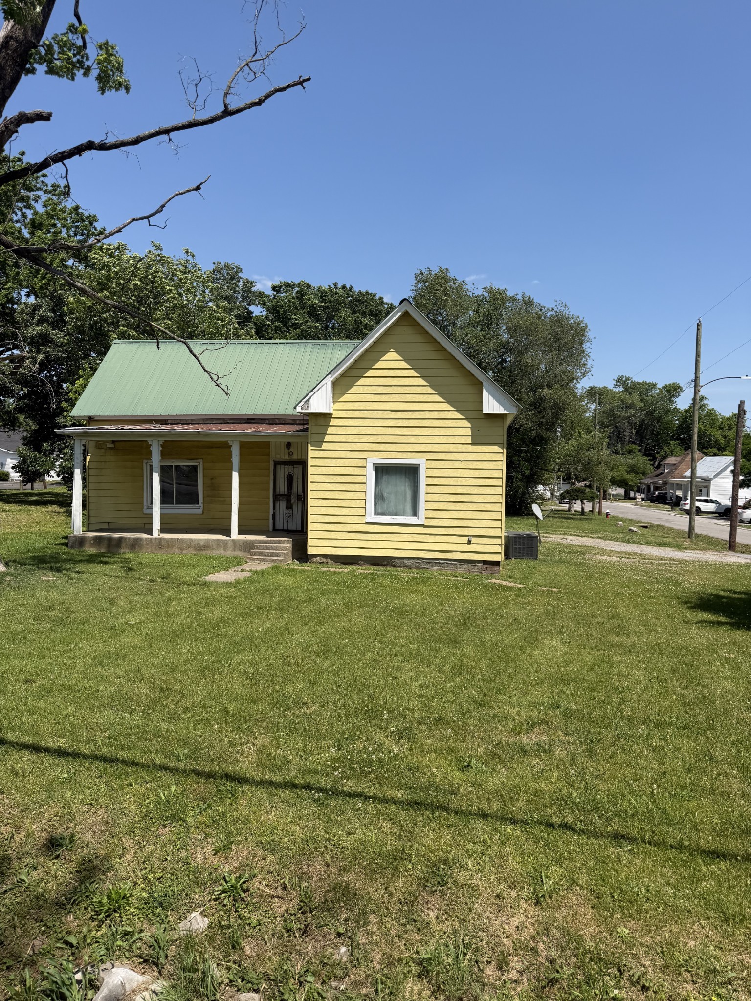 1508 S Main St Property Photo 1