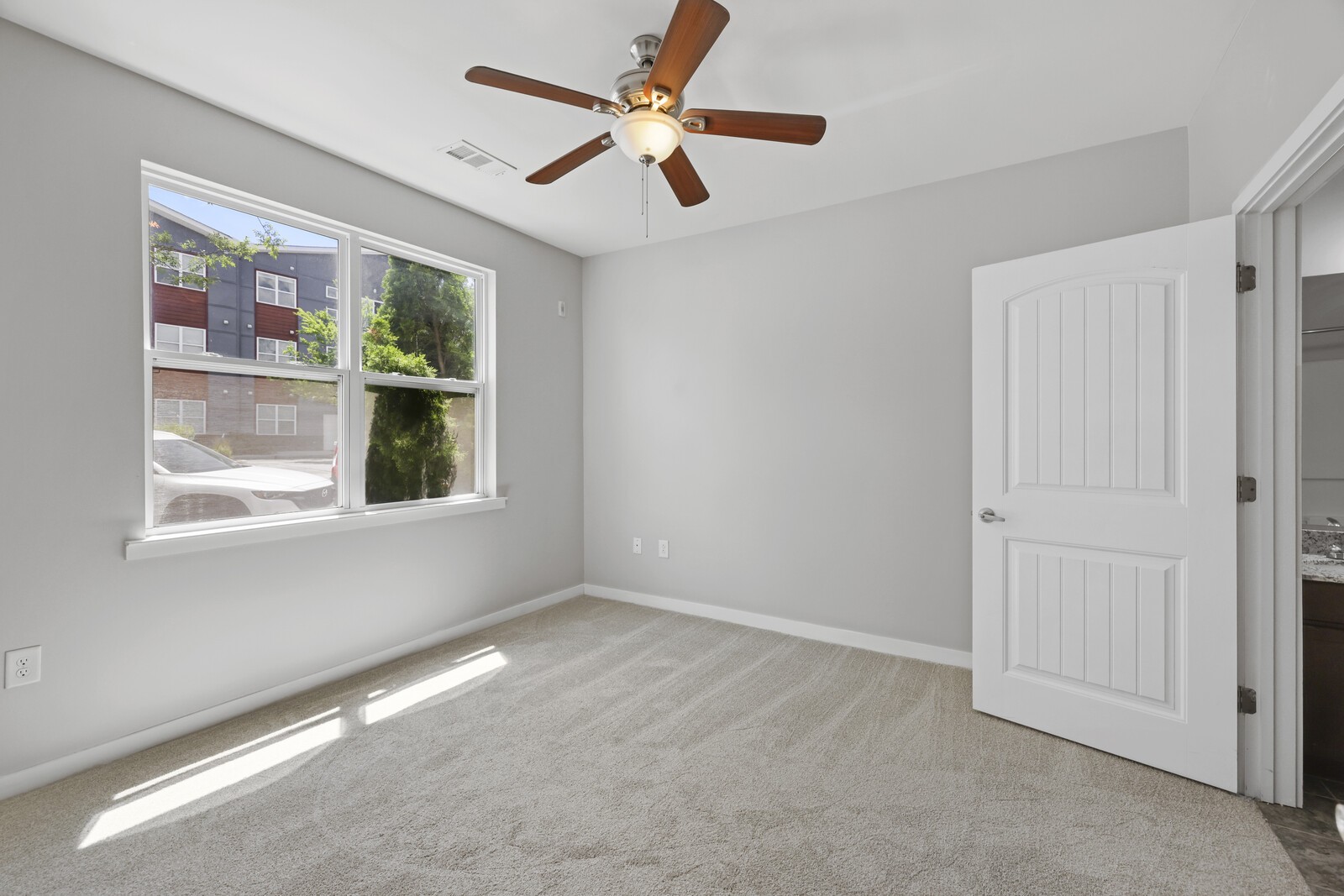 1118 Litton Avenue Property Photo 12