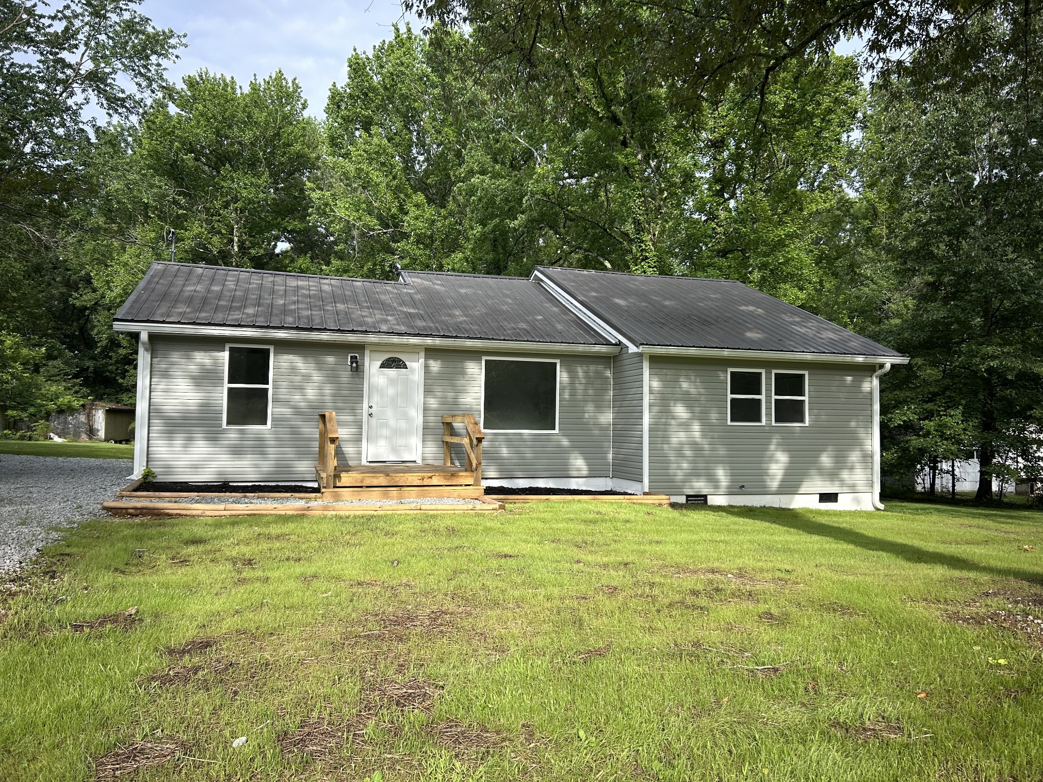161 Post Oak Ave Property Photo 2