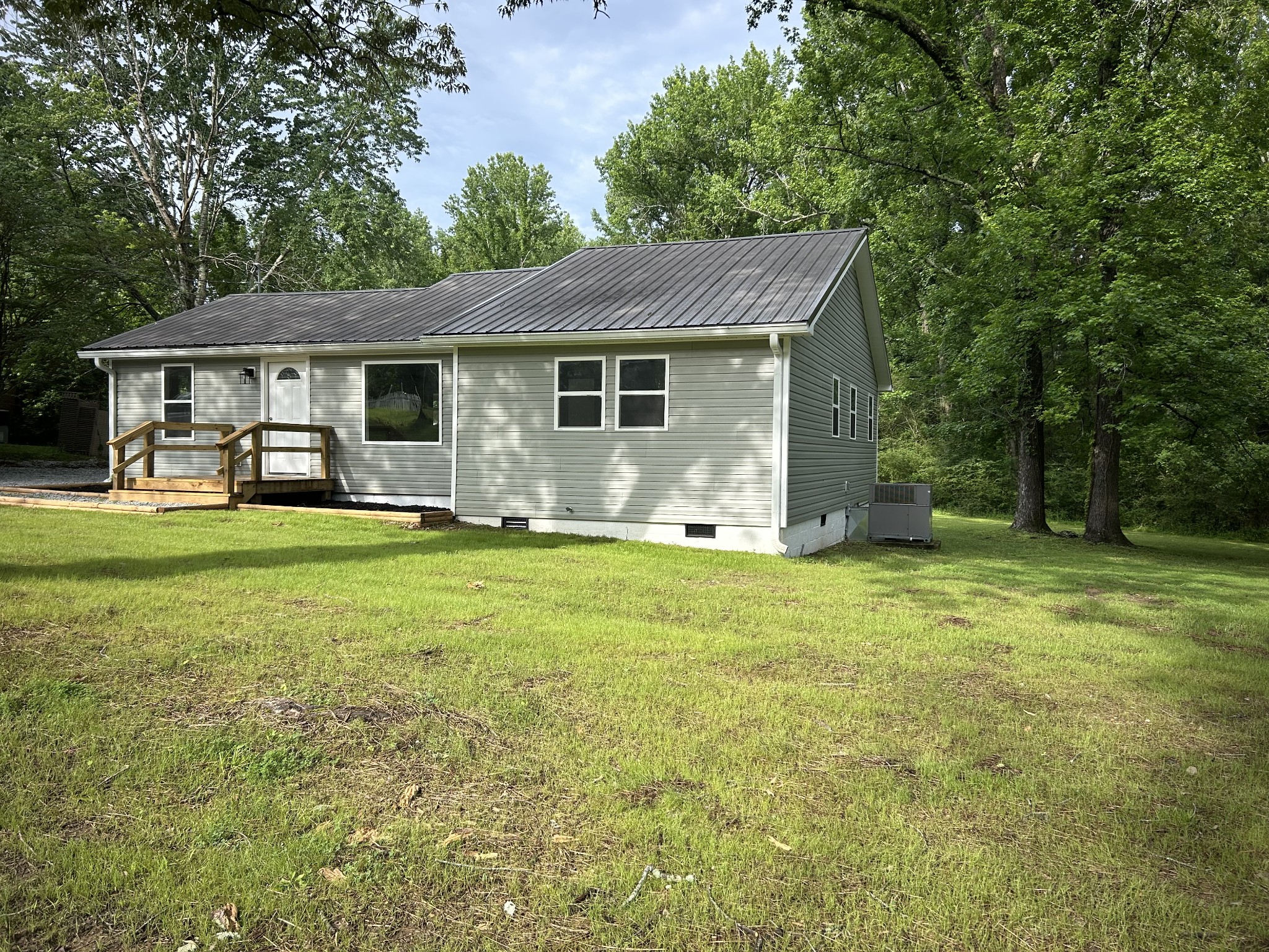 161 Post Oak Ave Property Photo 3