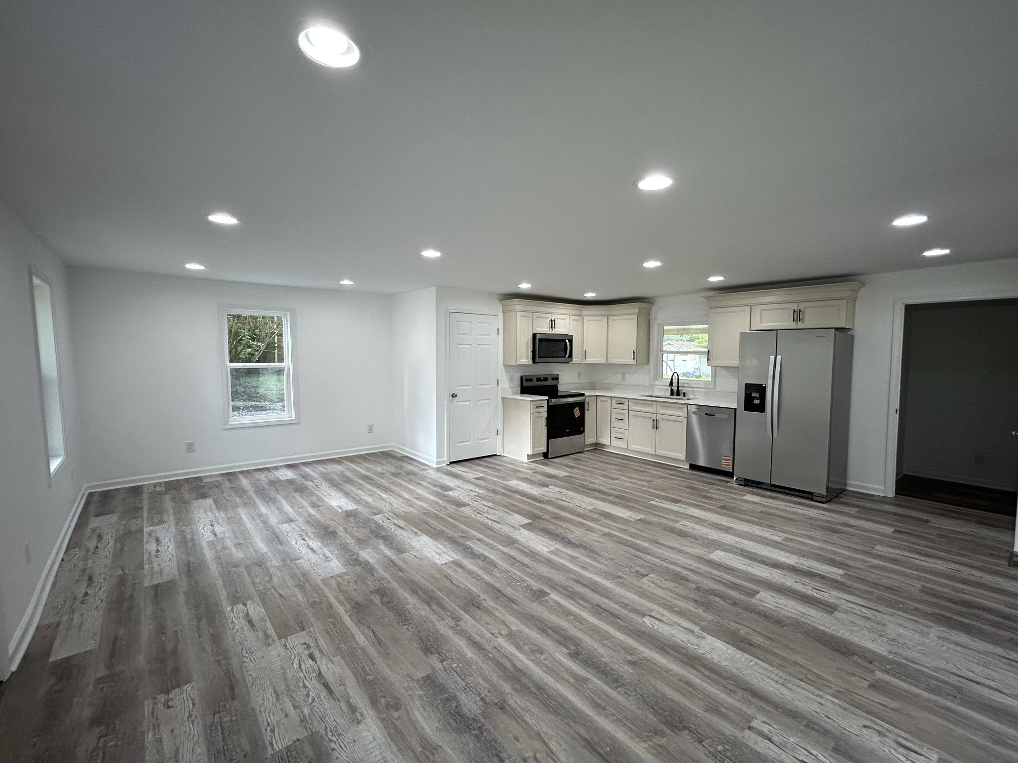 161 Post Oak Ave Property Photo 7