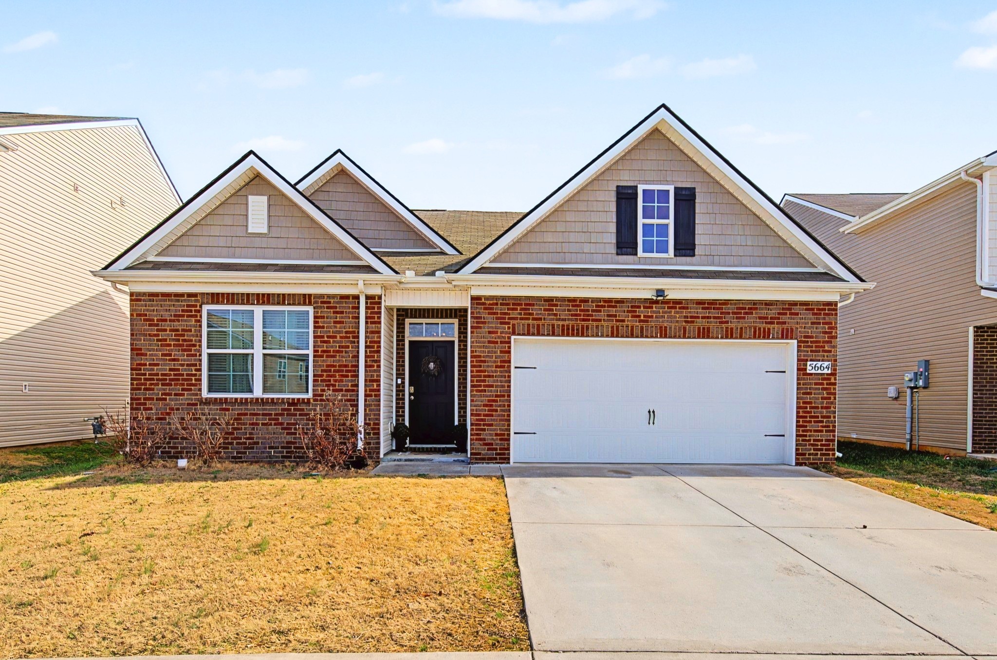5664 Hickory Woods Dr Property Photo 1