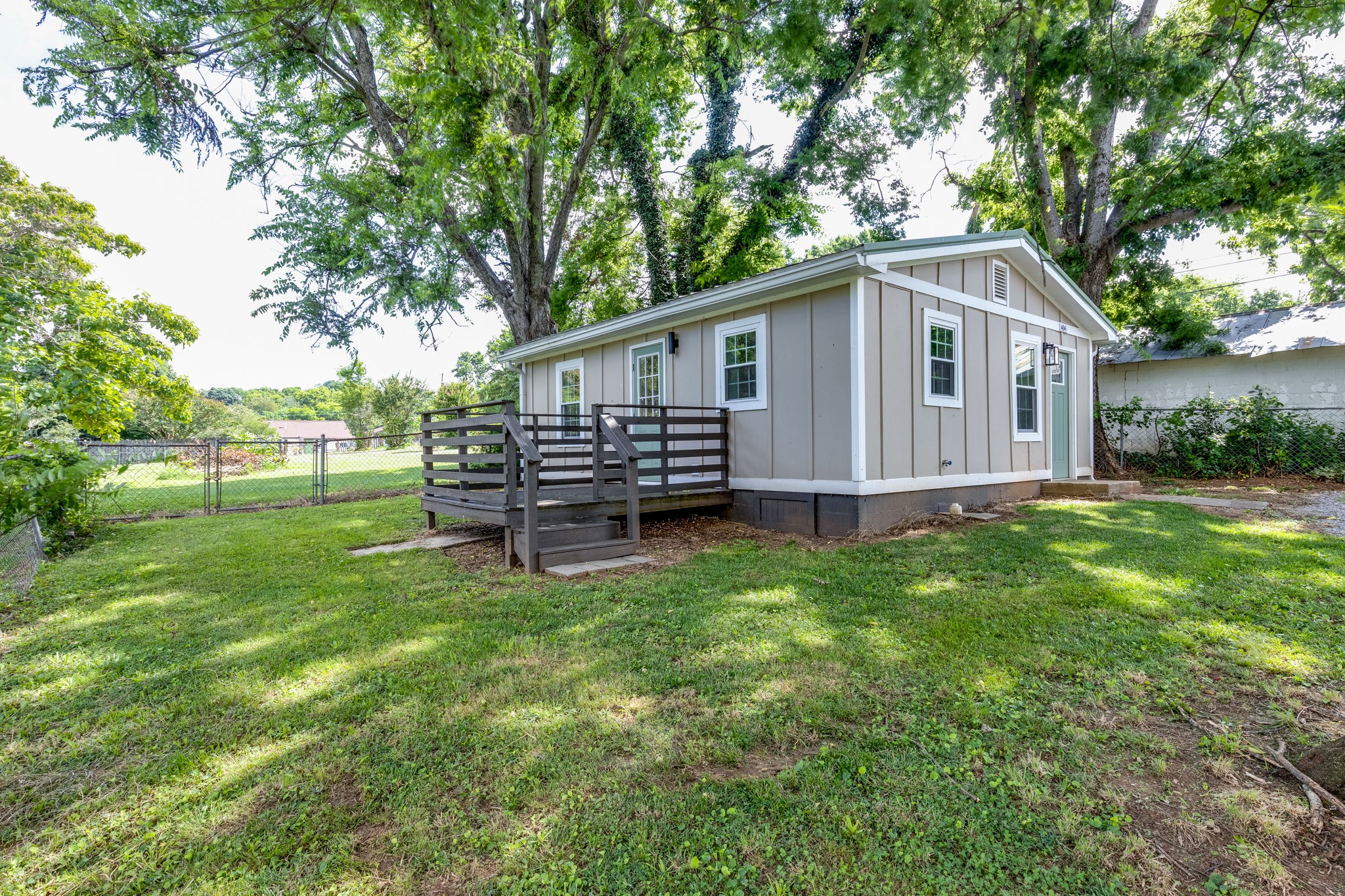 404 Green Acres Dr Property Photo 42