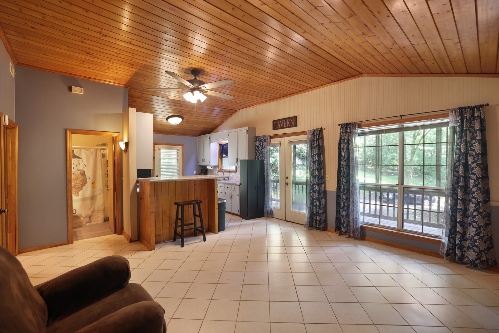 1153 Bear Creek Pike Property Photo 8