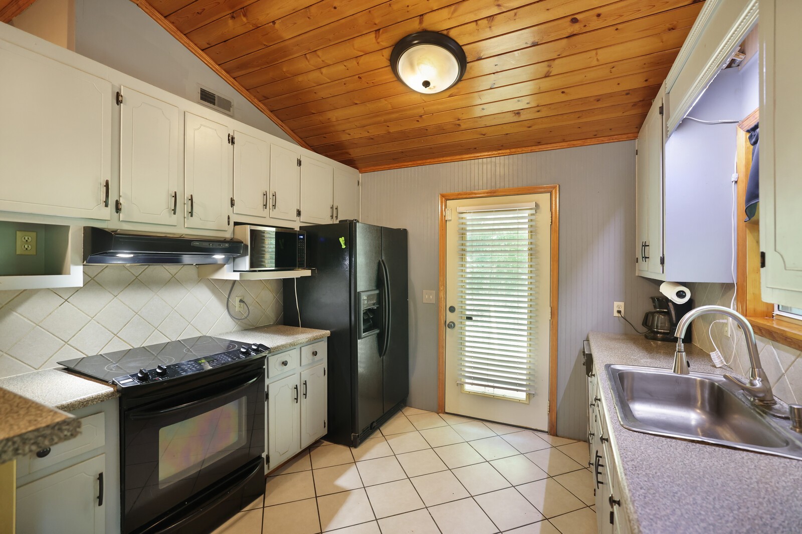 1153 Bear Creek Pike Property Photo 11