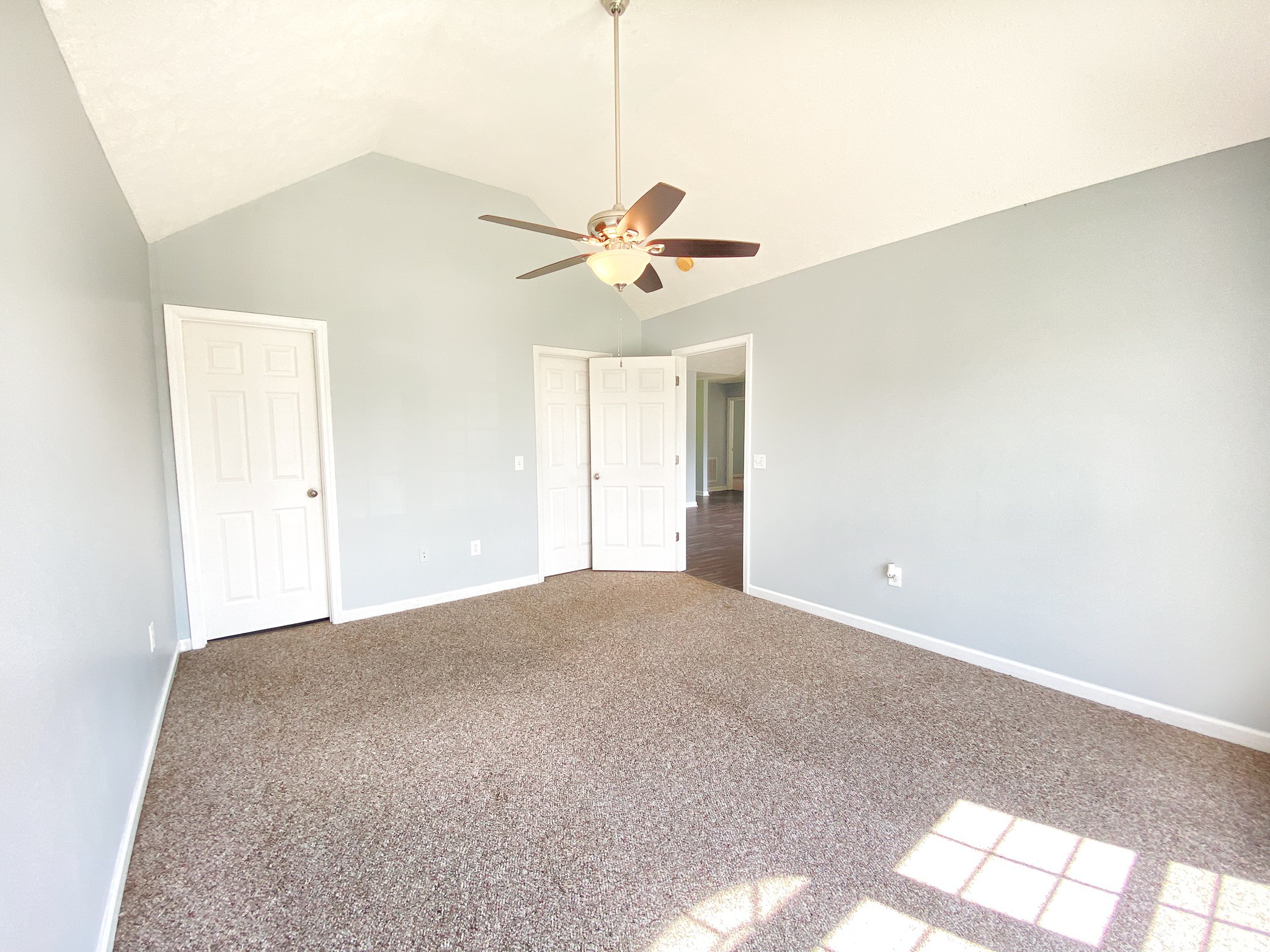 108 Sims Ave Property Photo 12