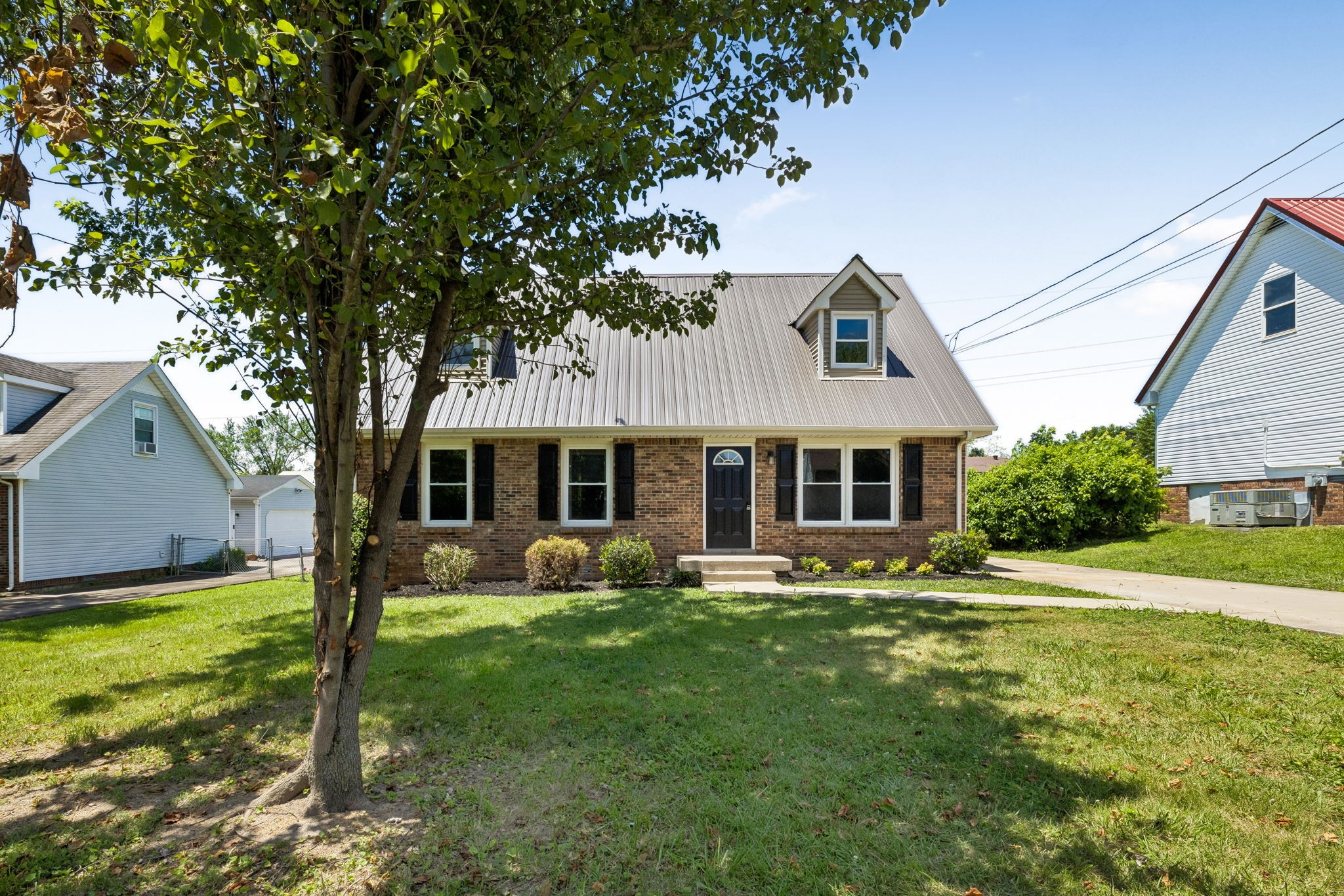 408 Helton Dr Property Photo 1