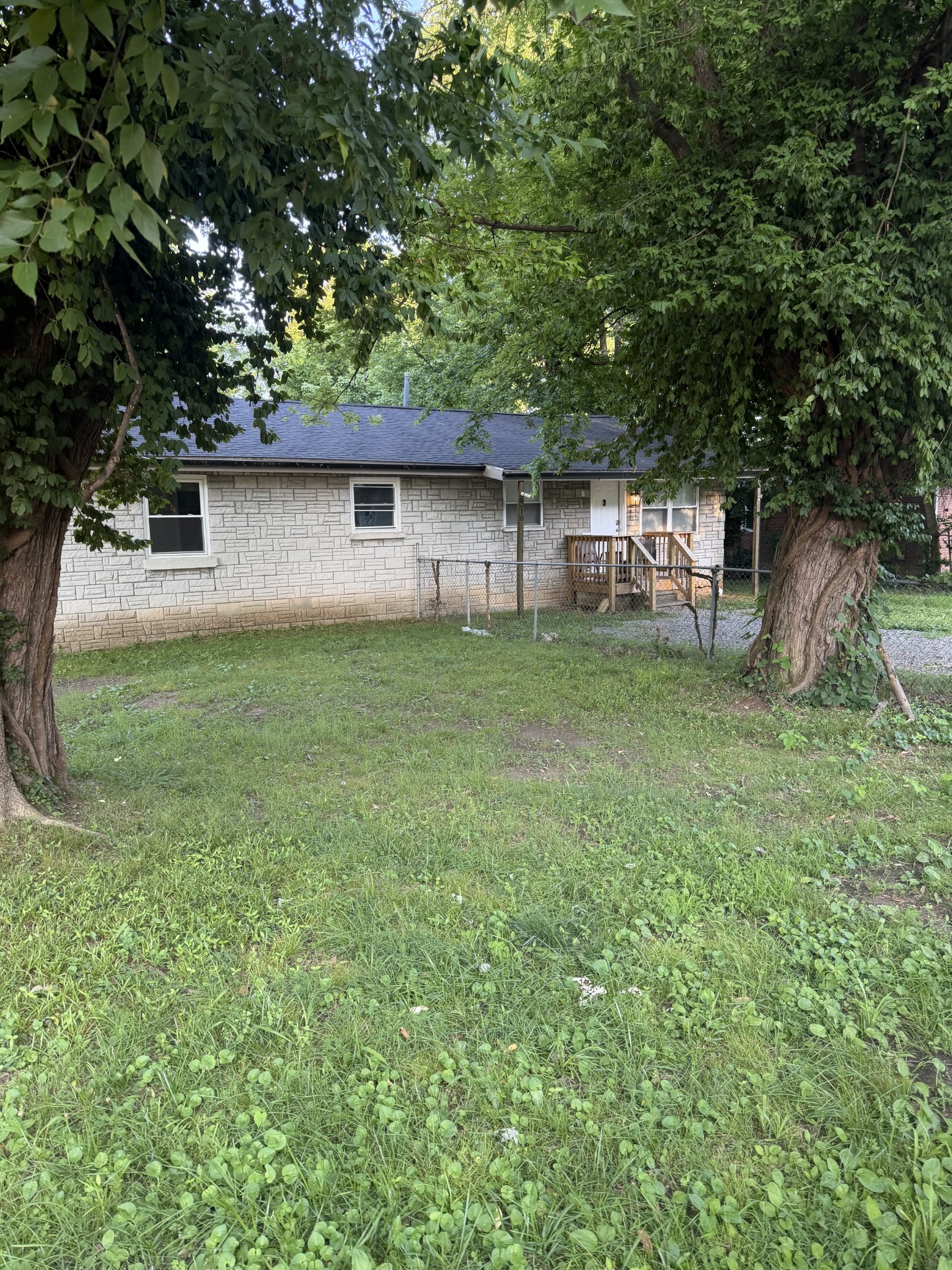 310 Braden St