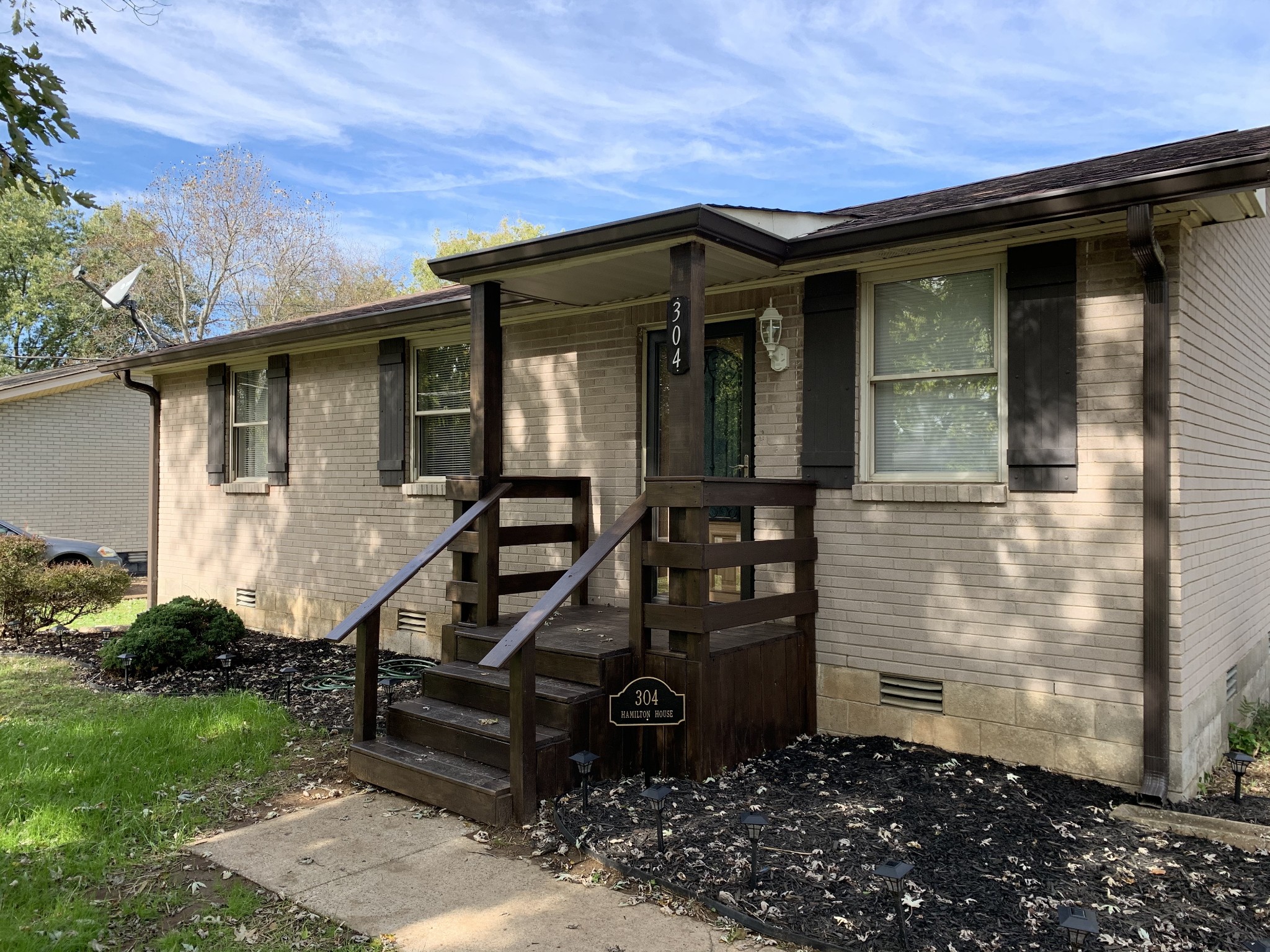 304 Hardison Dr