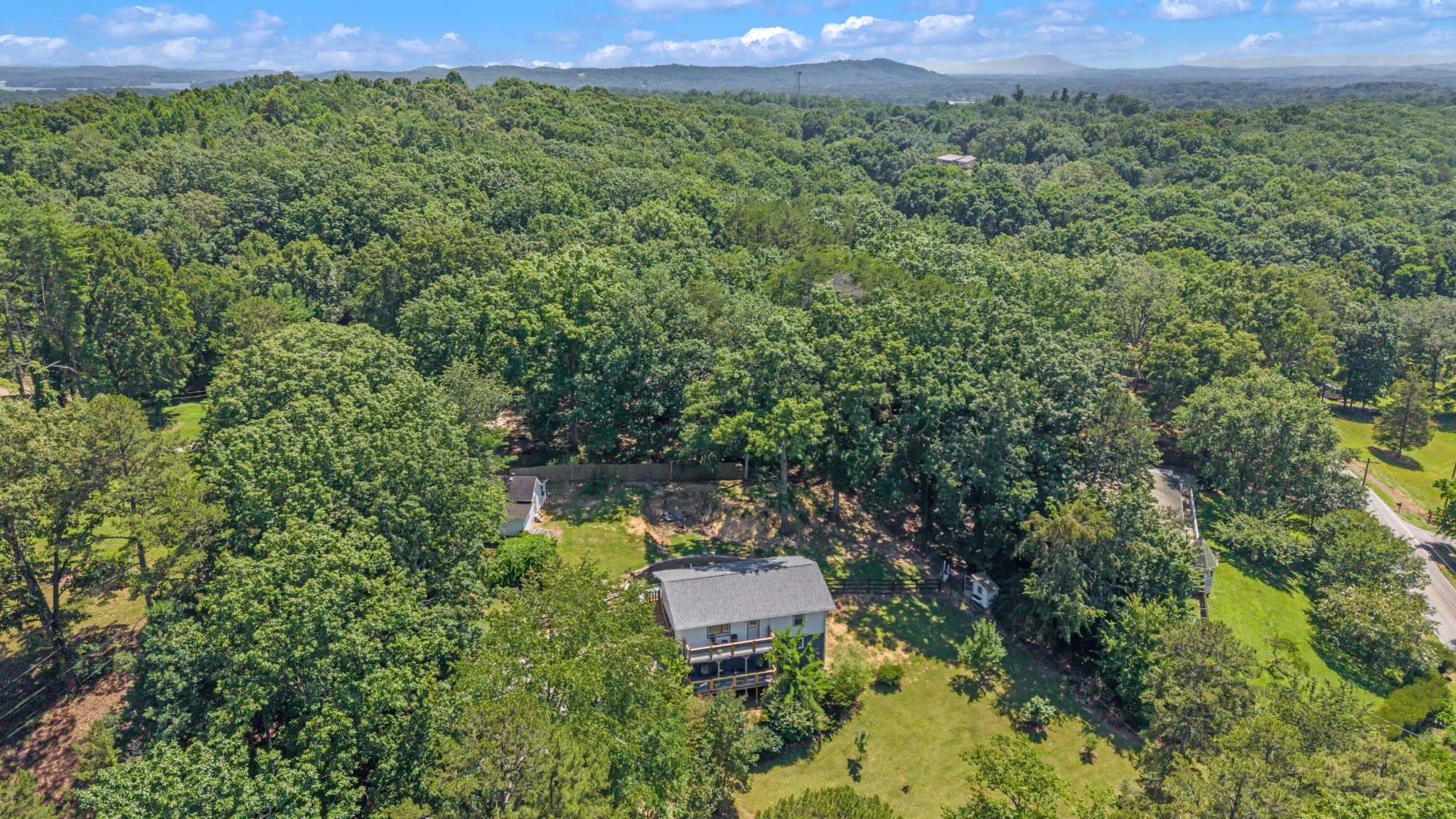 8831 E Ridge Trail Road Property Photo 9