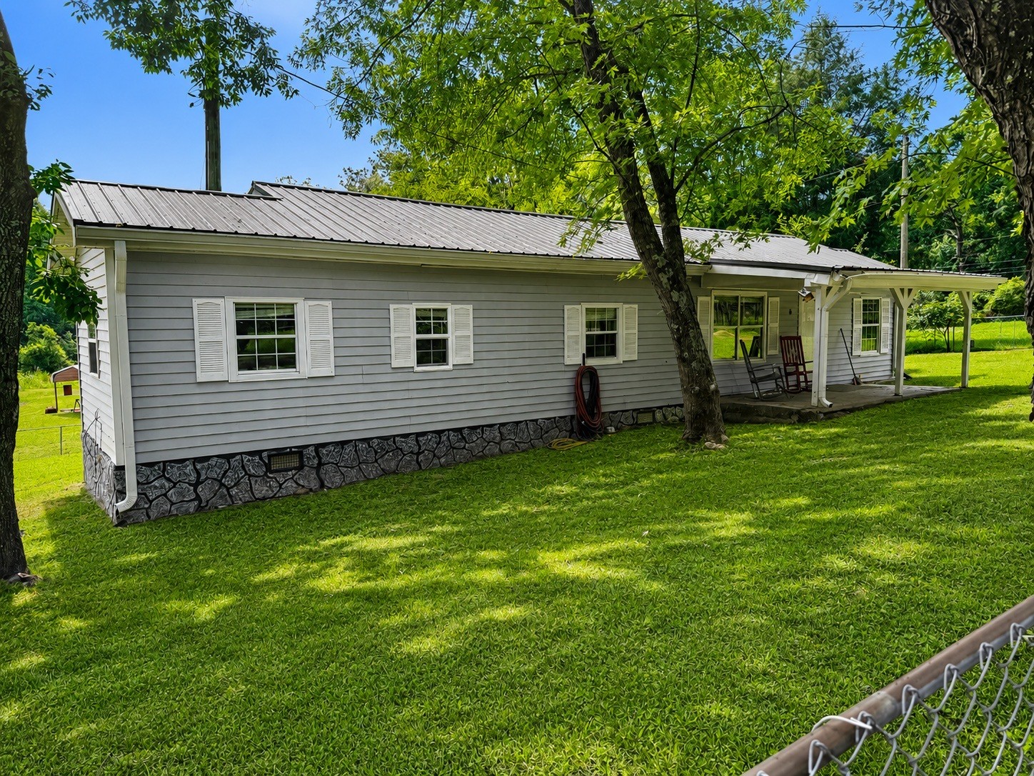 1284 Cotton Harris Rd Property Photo 9