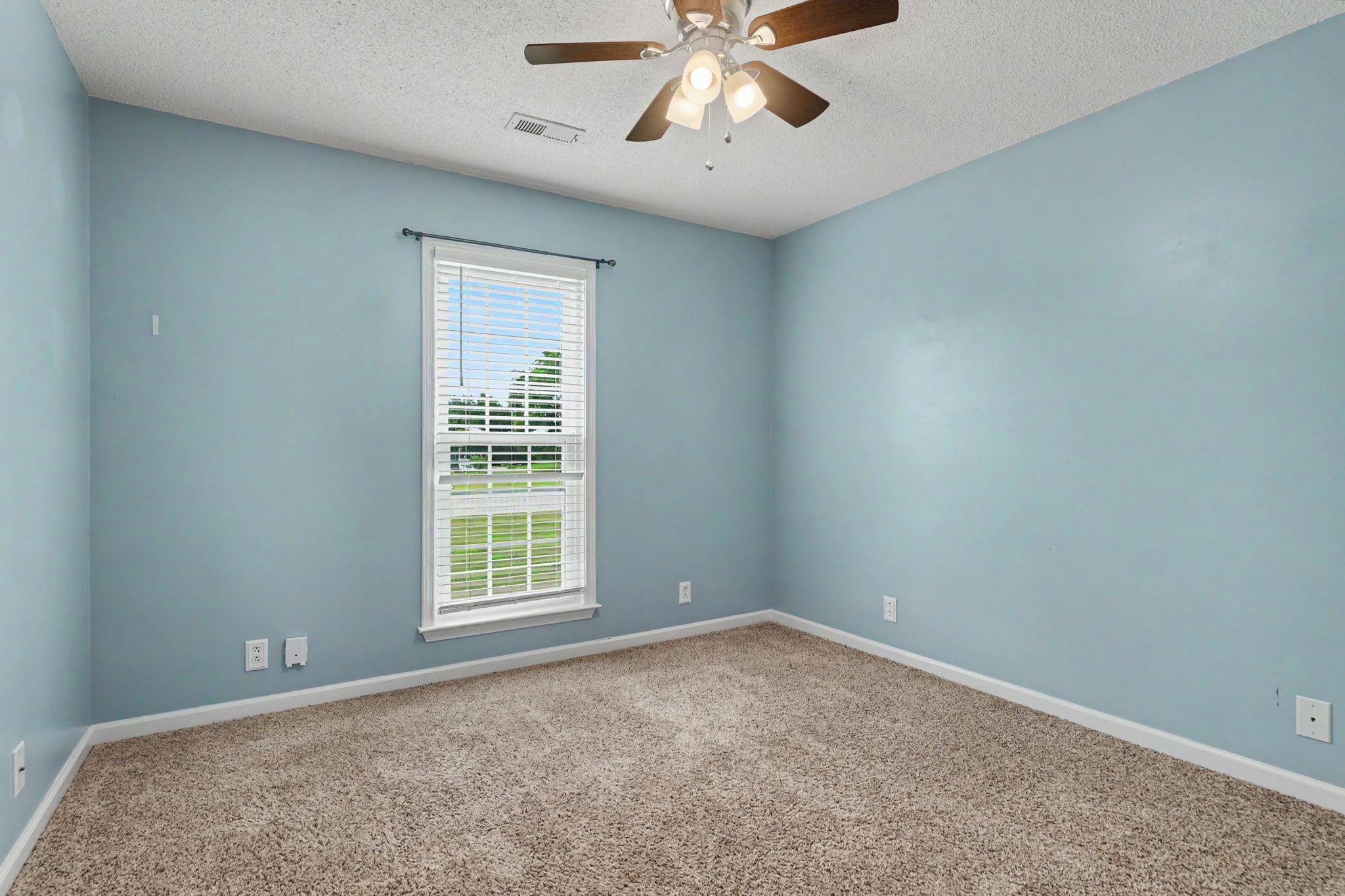 4444 Monticello Trce Property Photo 31